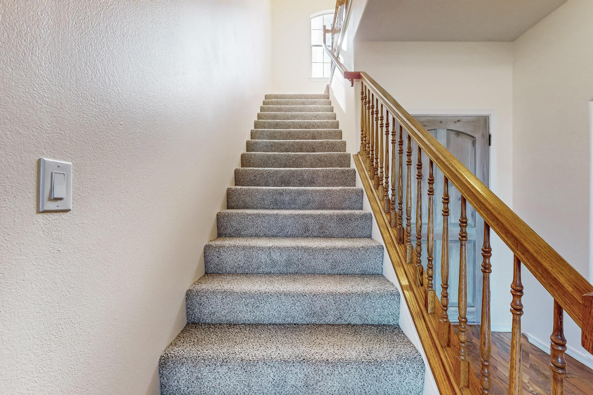 7055 NATALIE JANAE Lane NE