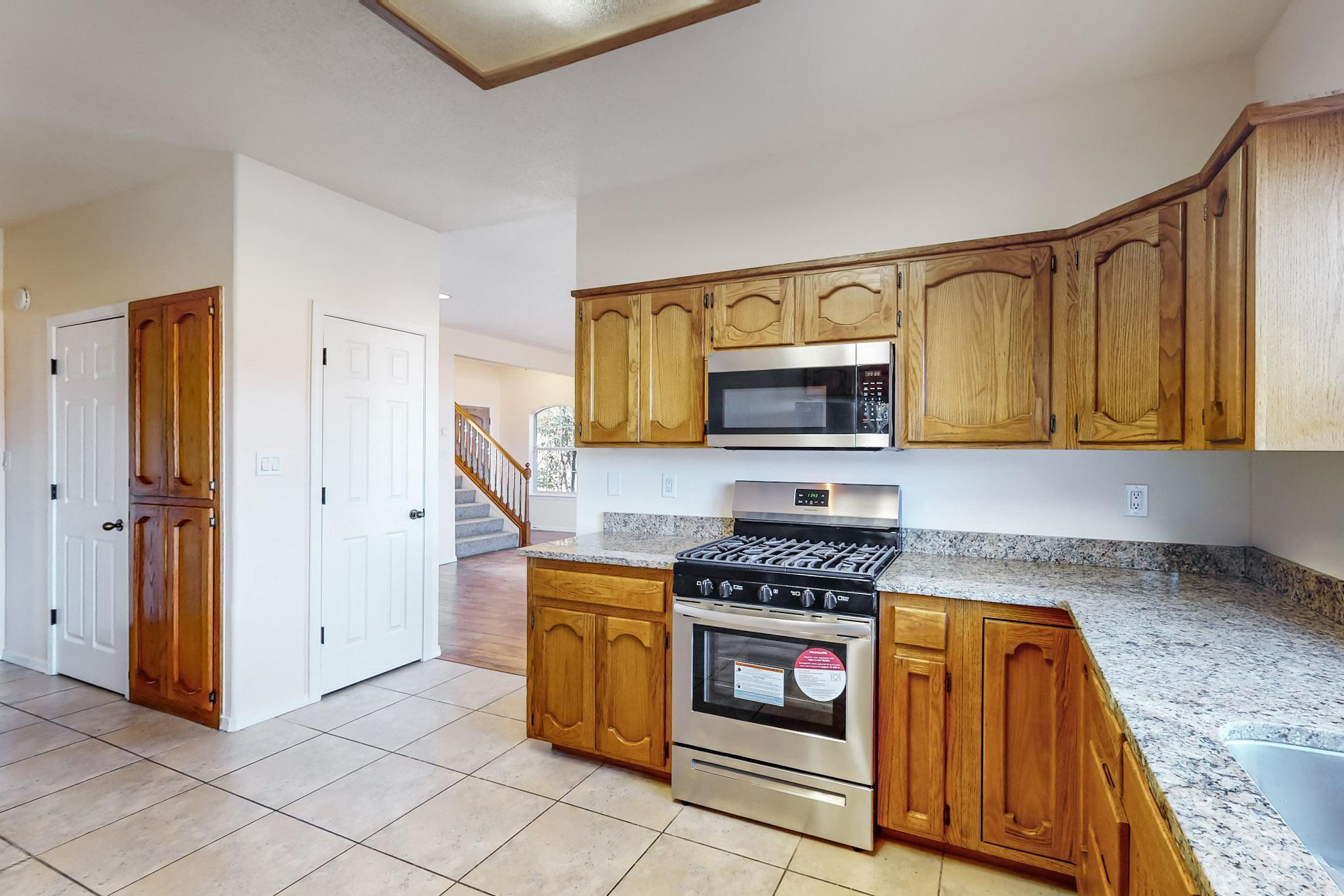 7055 NATALIE JANAE Lane NE