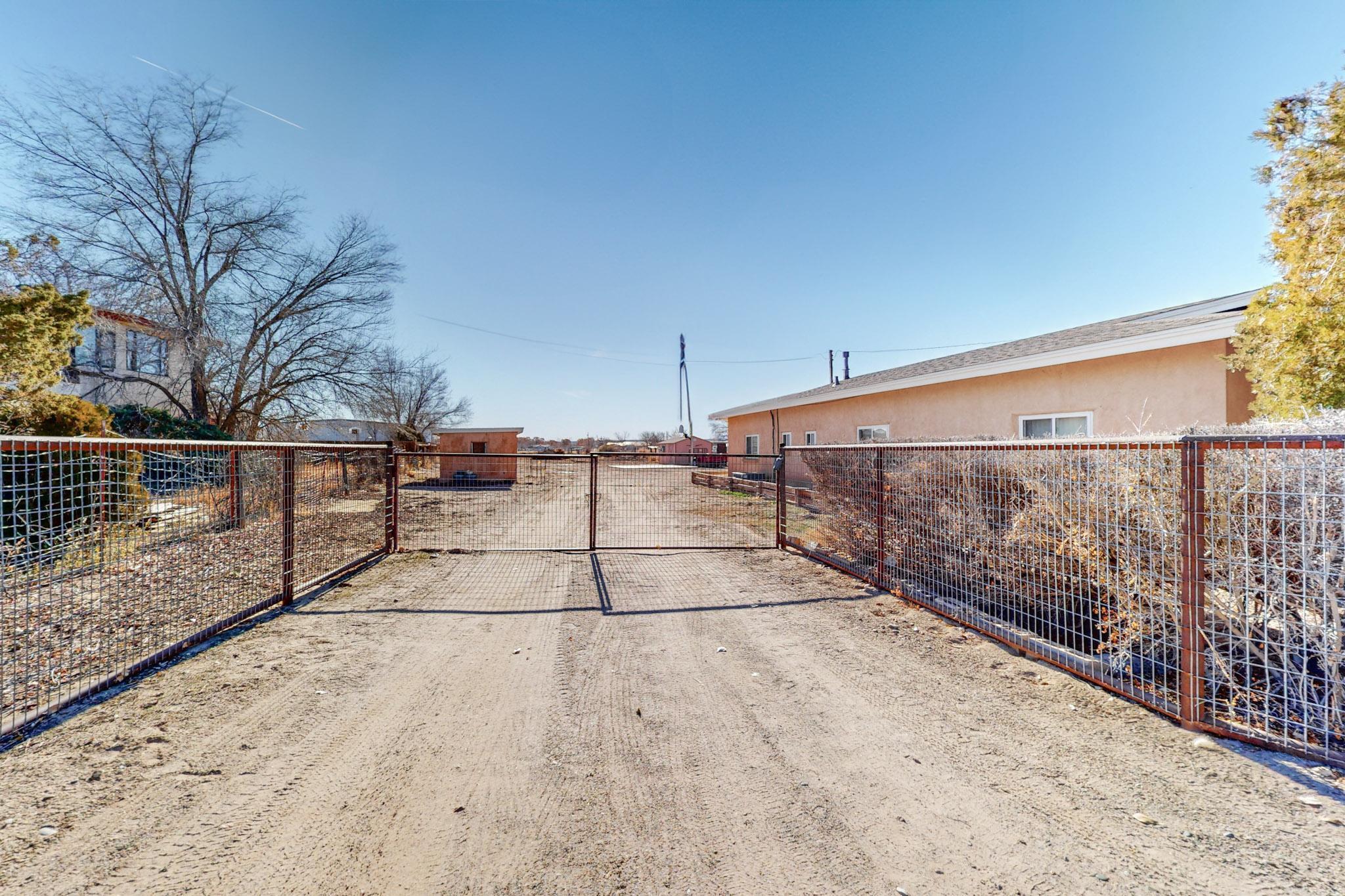 46 SERAFIN Road