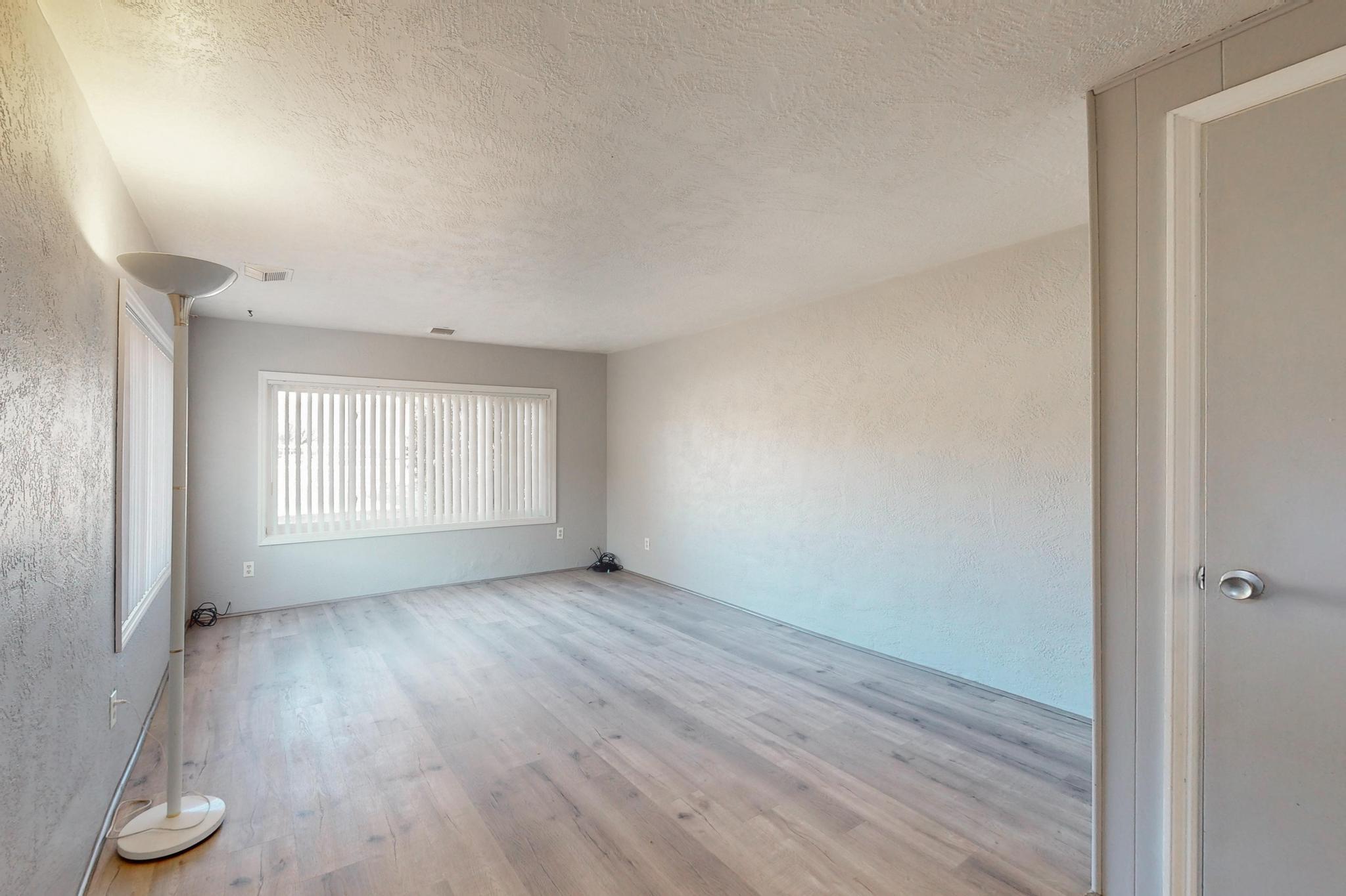 46 SERAFIN Road