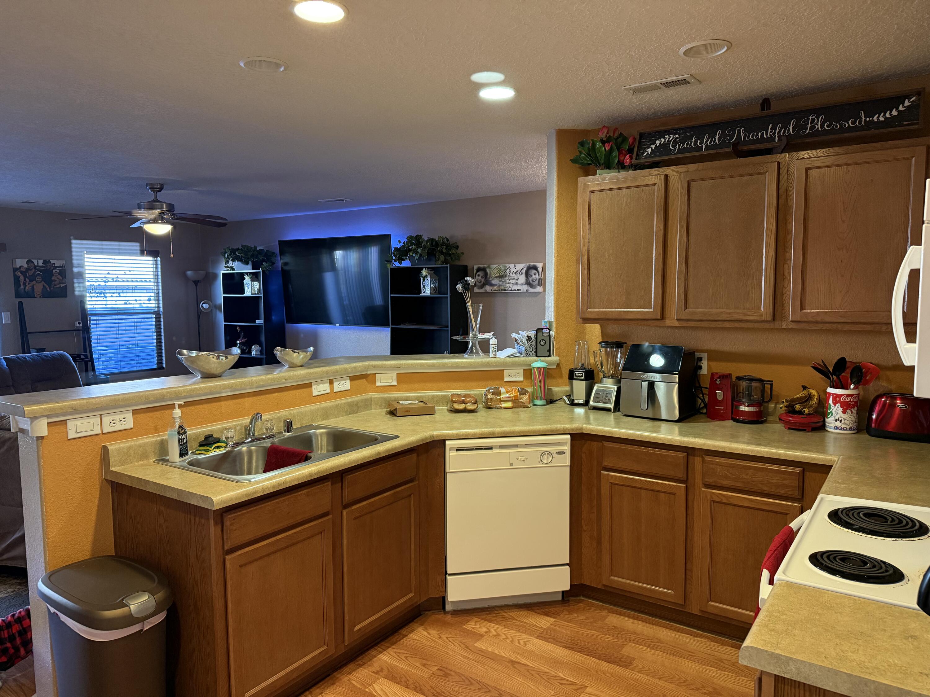 10905 FORT POINT Lane NE