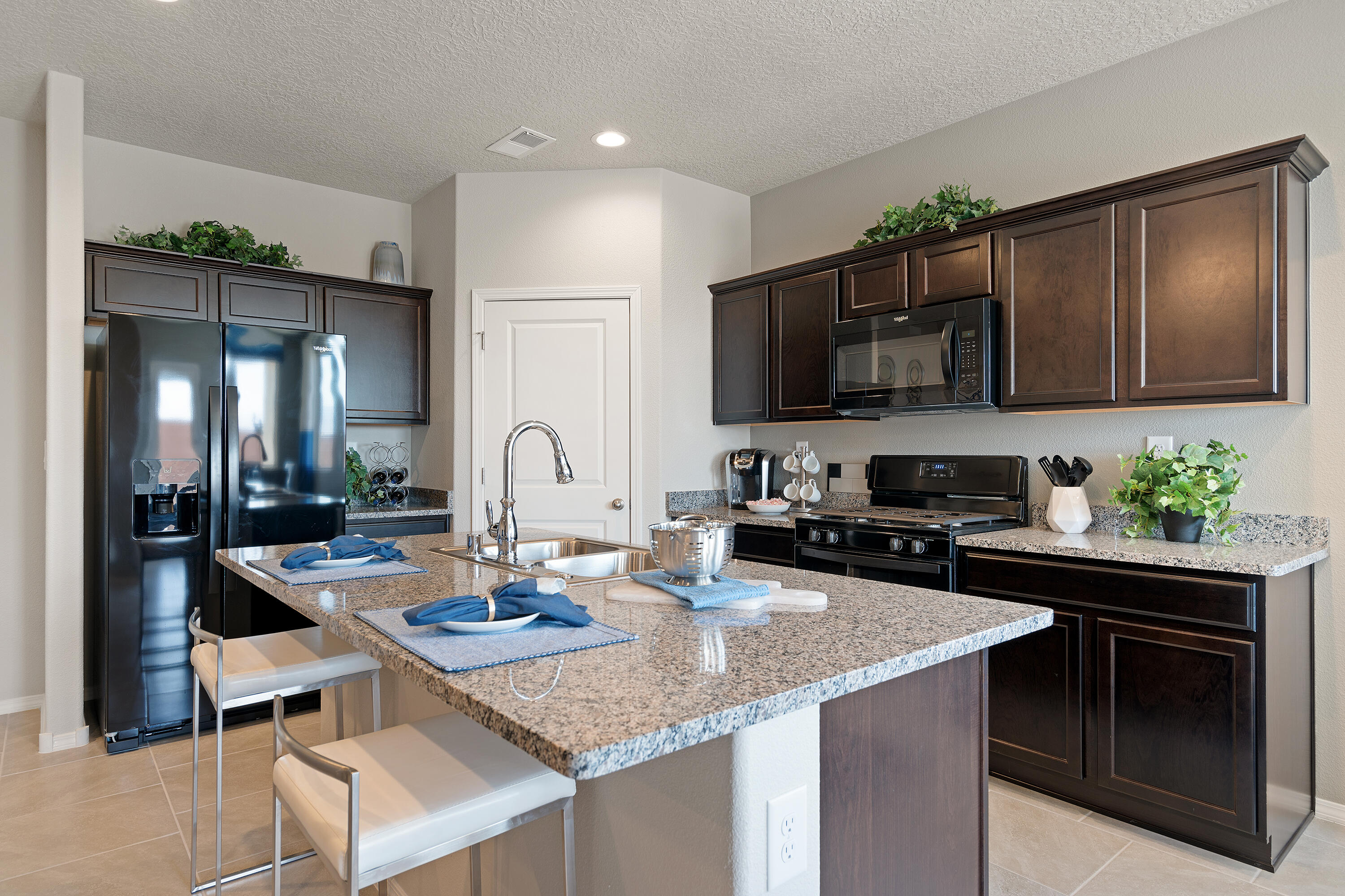 4102 Silver Springs Road NE