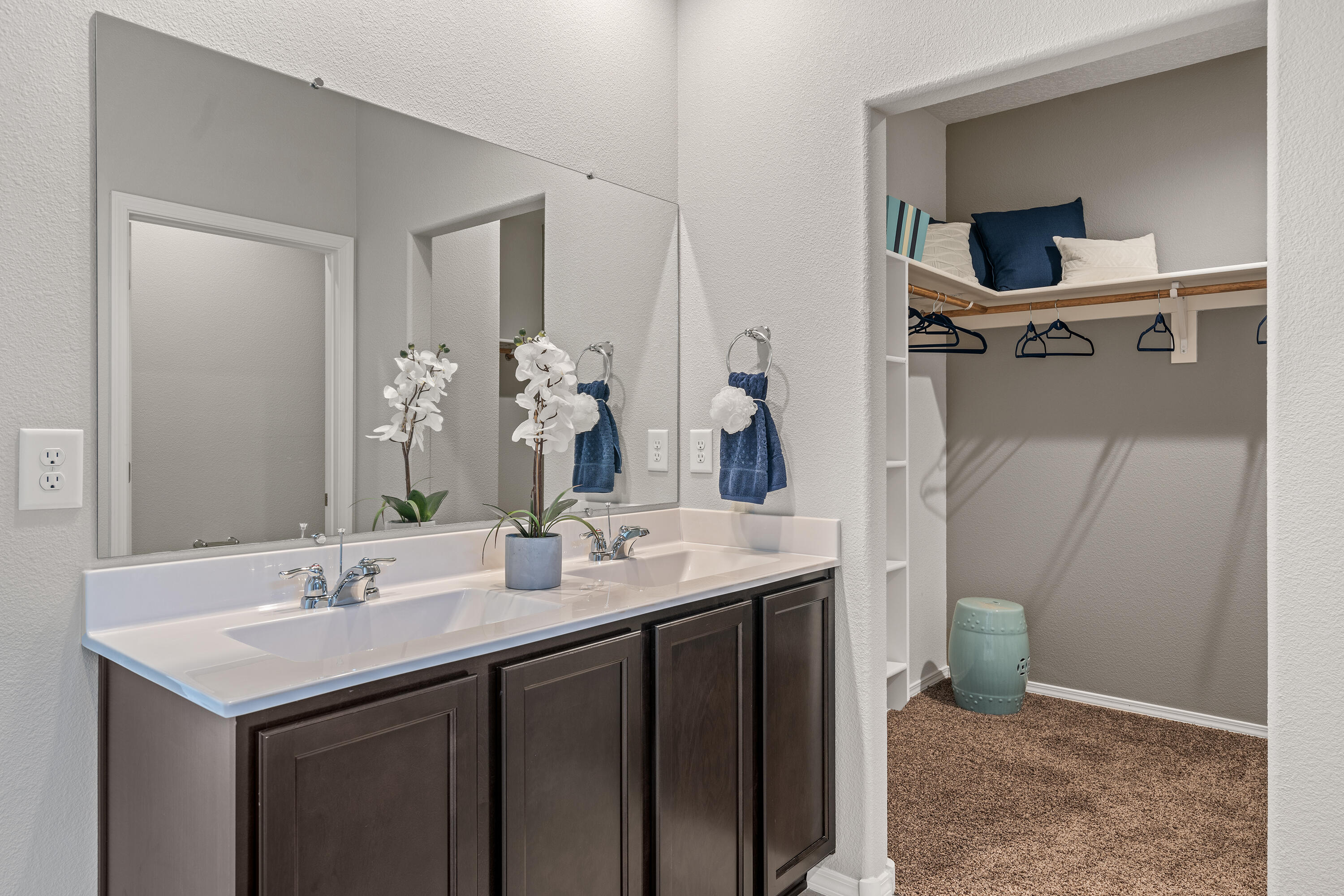 4102 Silver Springs Road NE