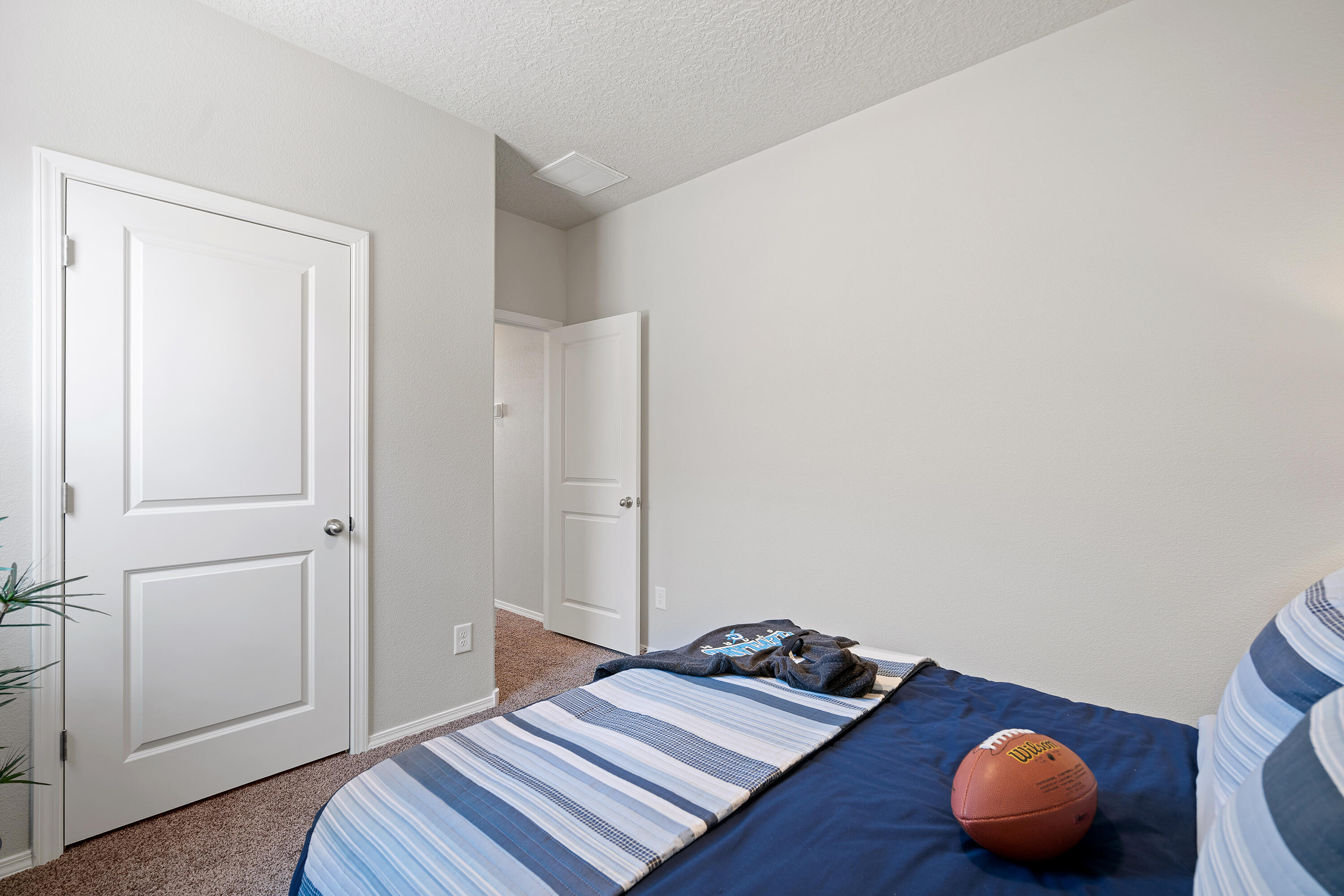 4102 Silver Springs Road NE