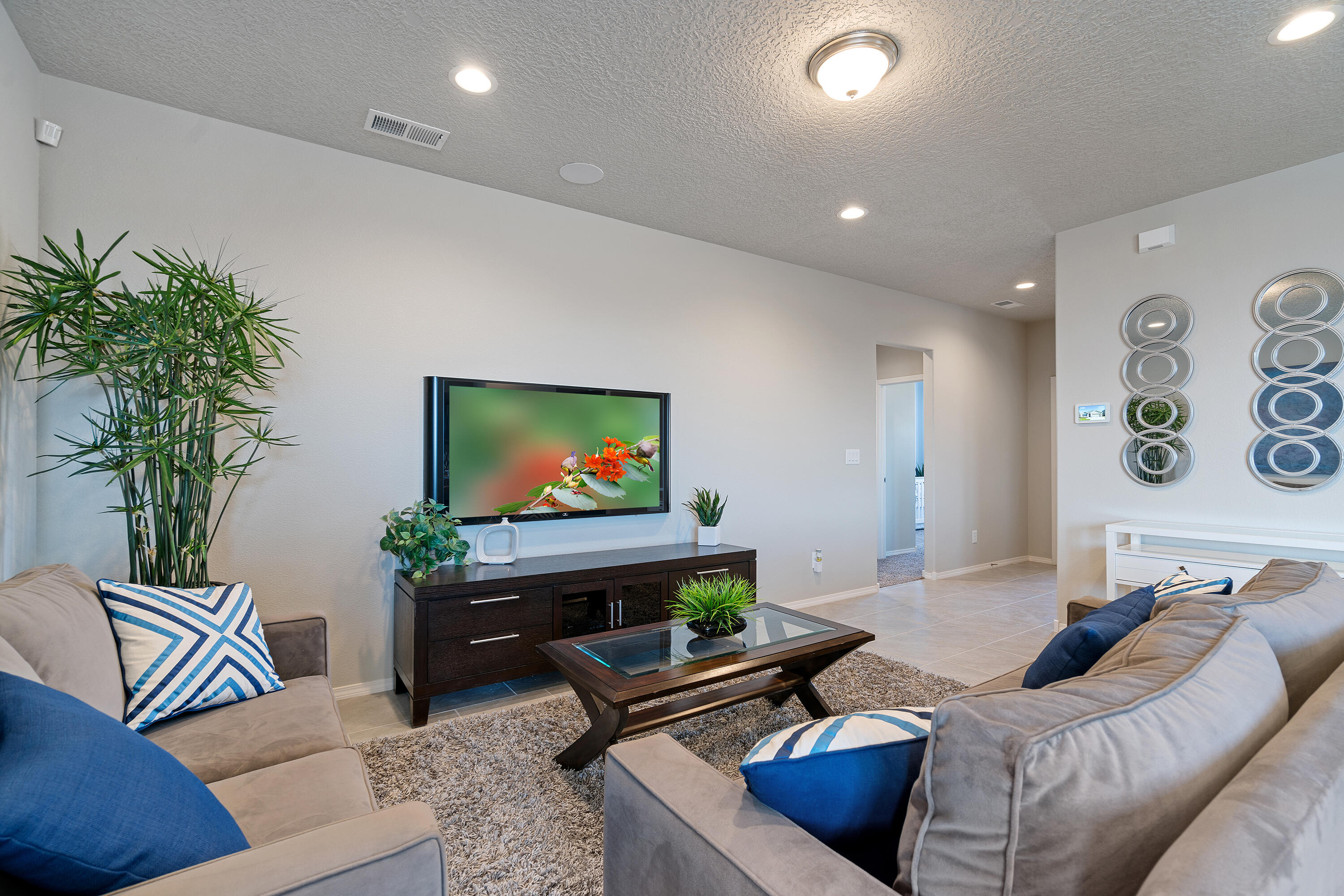 4102 Silver Springs Road NE