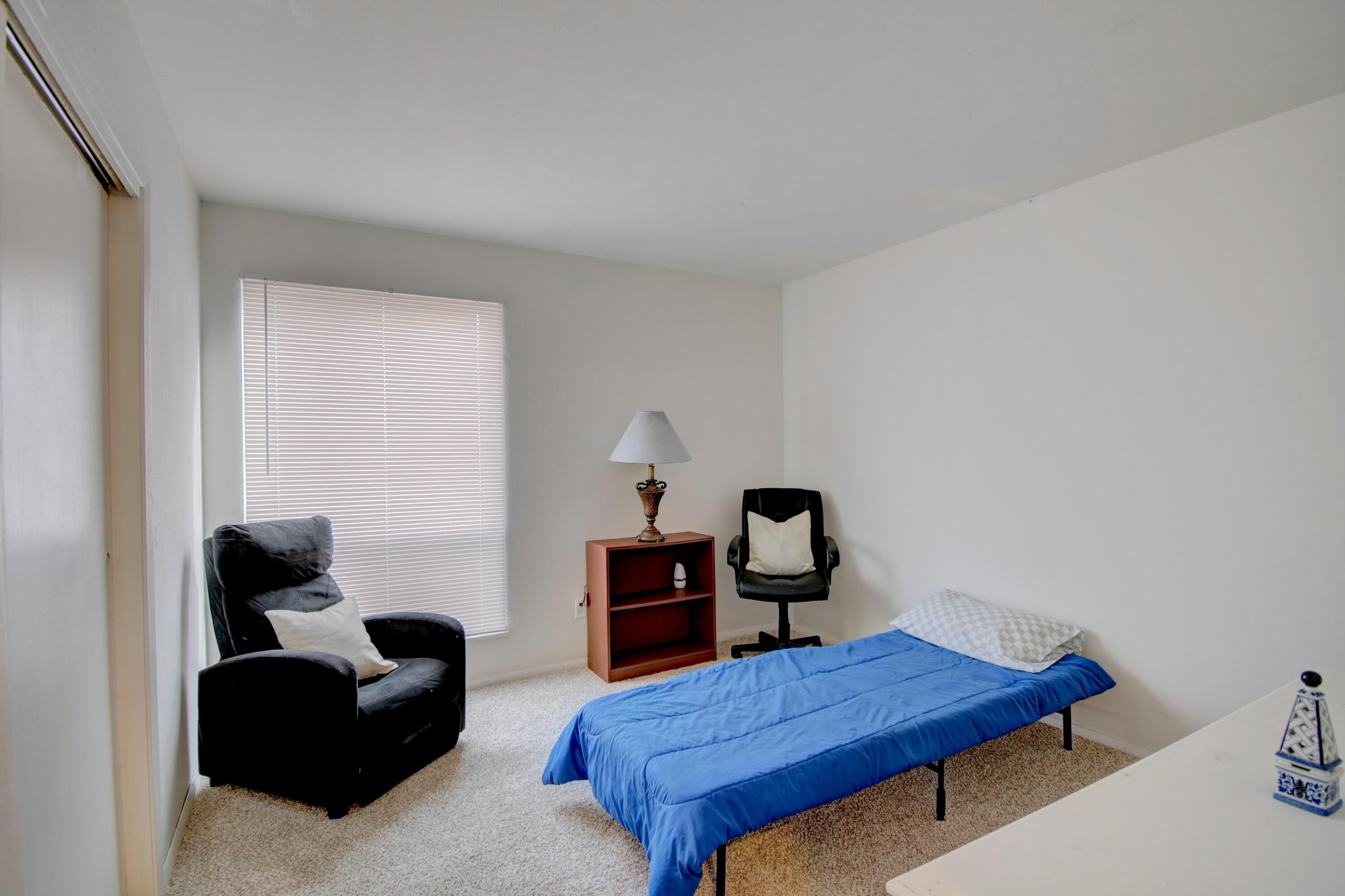 1601 PENNSYLVANIA Street NE P4