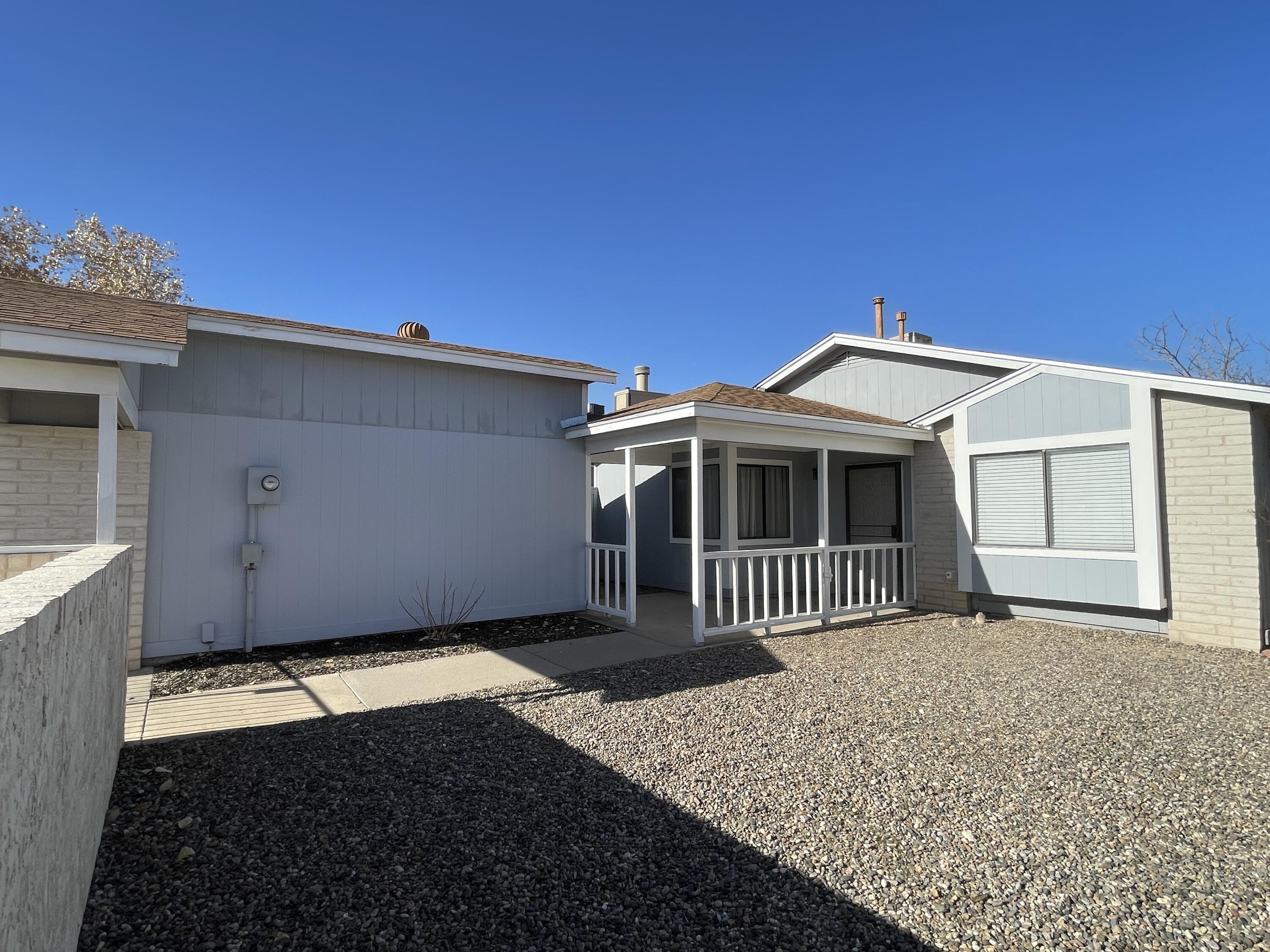 4885 TURQUOISE Drive NE