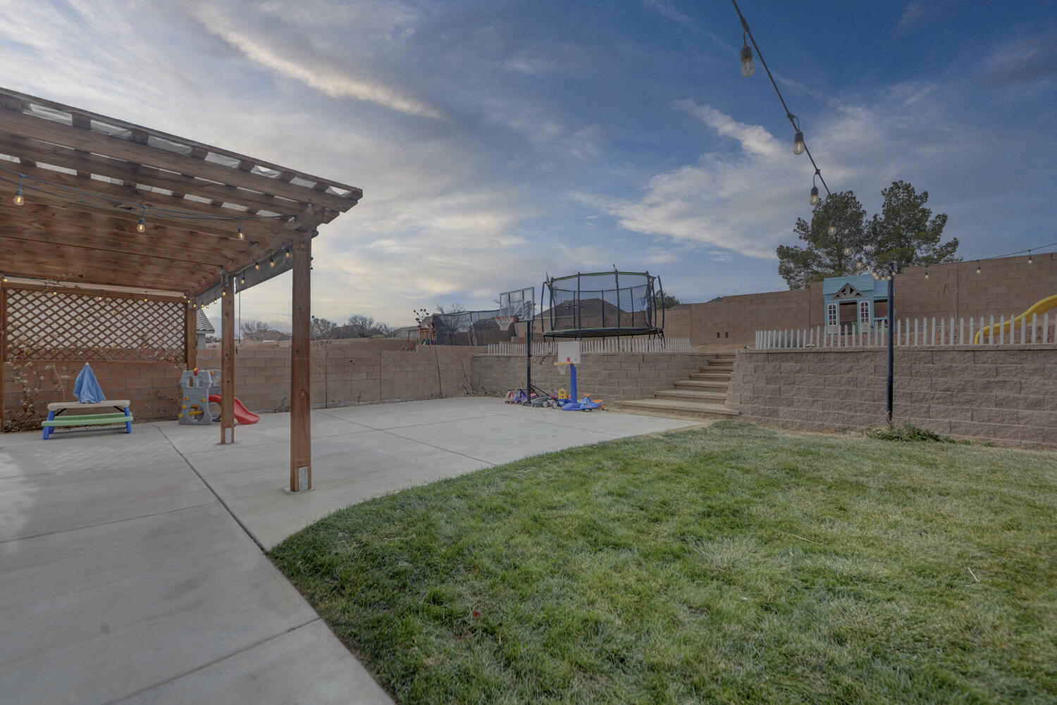 1830 VALLE VISTA Road NW