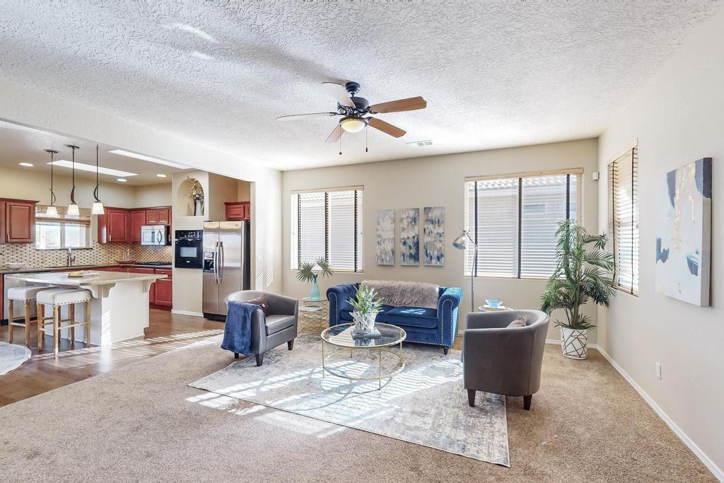 824 GOLDEN YARROW Trail