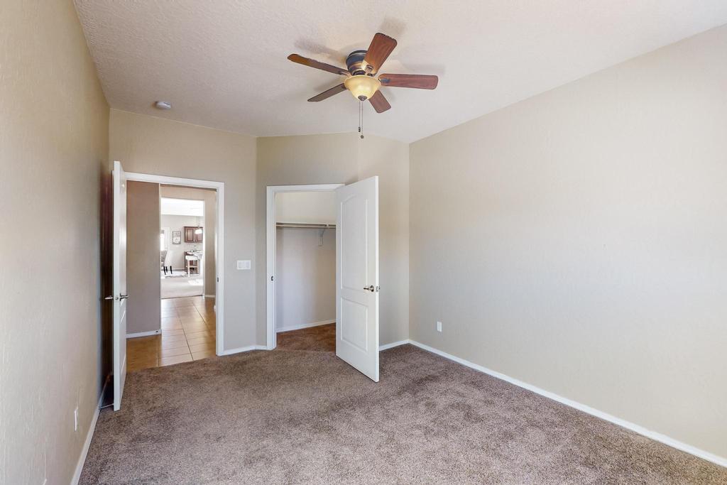 824 GOLDEN YARROW Trail