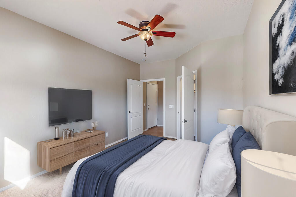 824 GOLDEN YARROW Trail