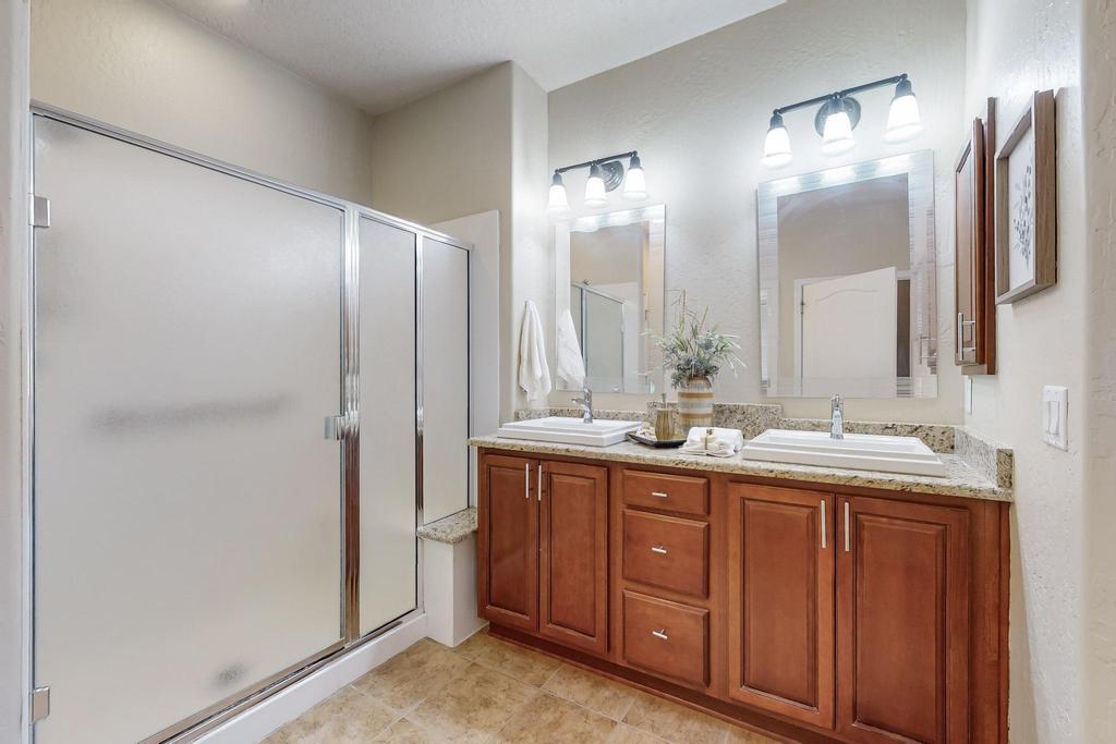 824 GOLDEN YARROW Trail