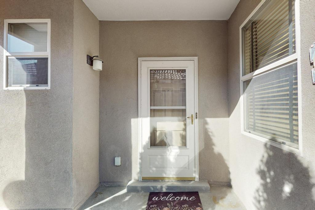 824 GOLDEN YARROW Trail