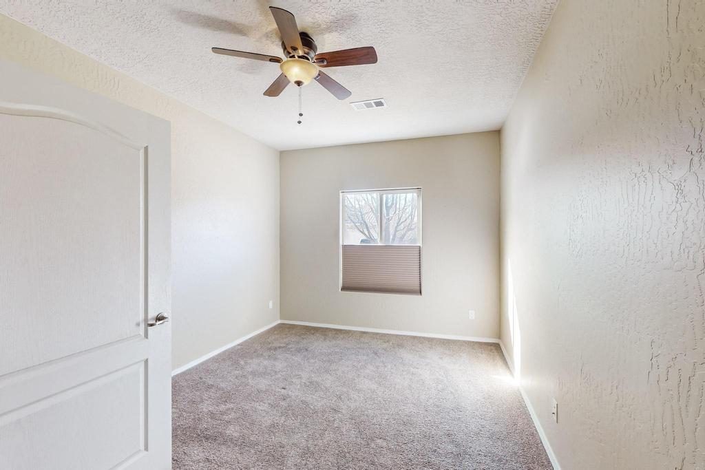 824 GOLDEN YARROW Trail