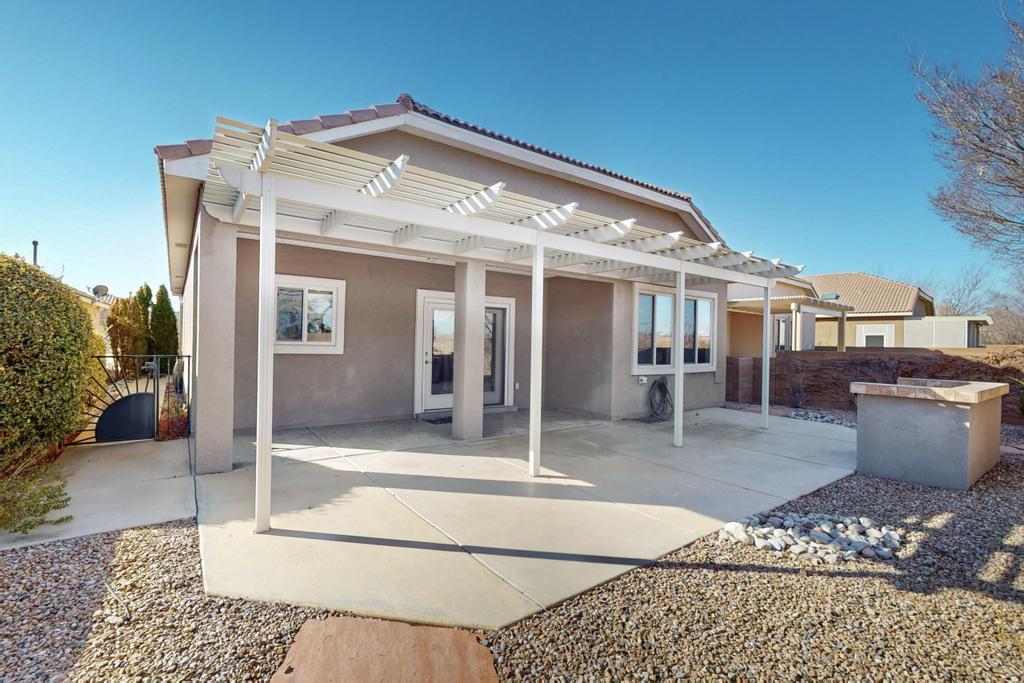 824 GOLDEN YARROW Trail