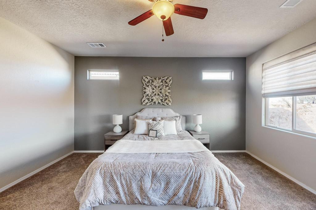 824 GOLDEN YARROW Trail
