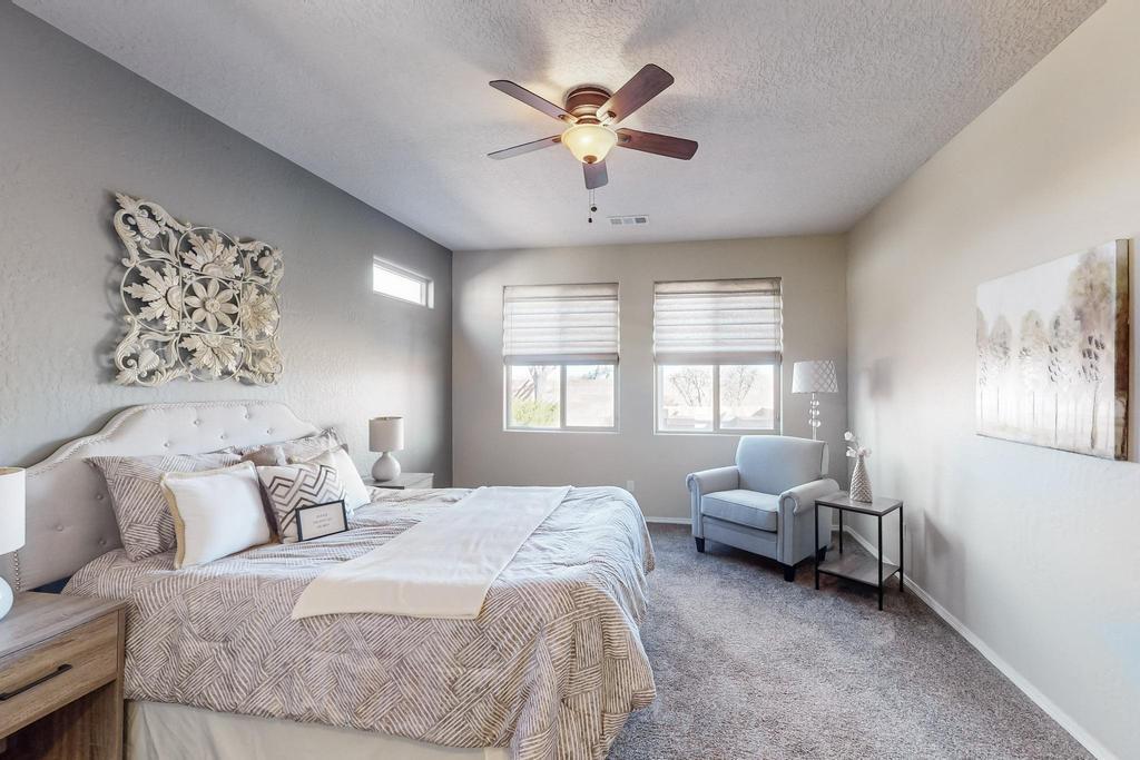 824 GOLDEN YARROW Trail