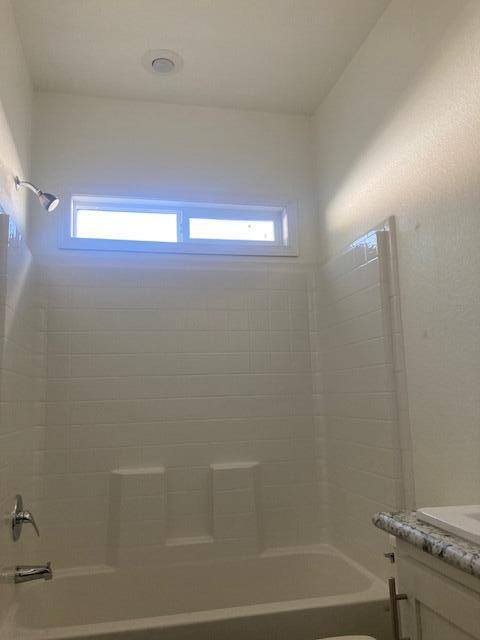 7112 PAN AMERICAN FWY NE 100