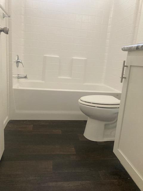 7112 PAN AMERICAN FWY NE 100