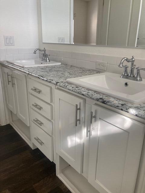 7112 PAN AMERICAN FWY NE 100