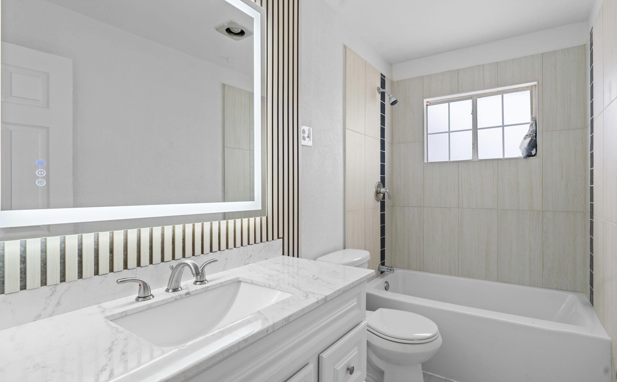 10217 PASEO DEL NORTE NW