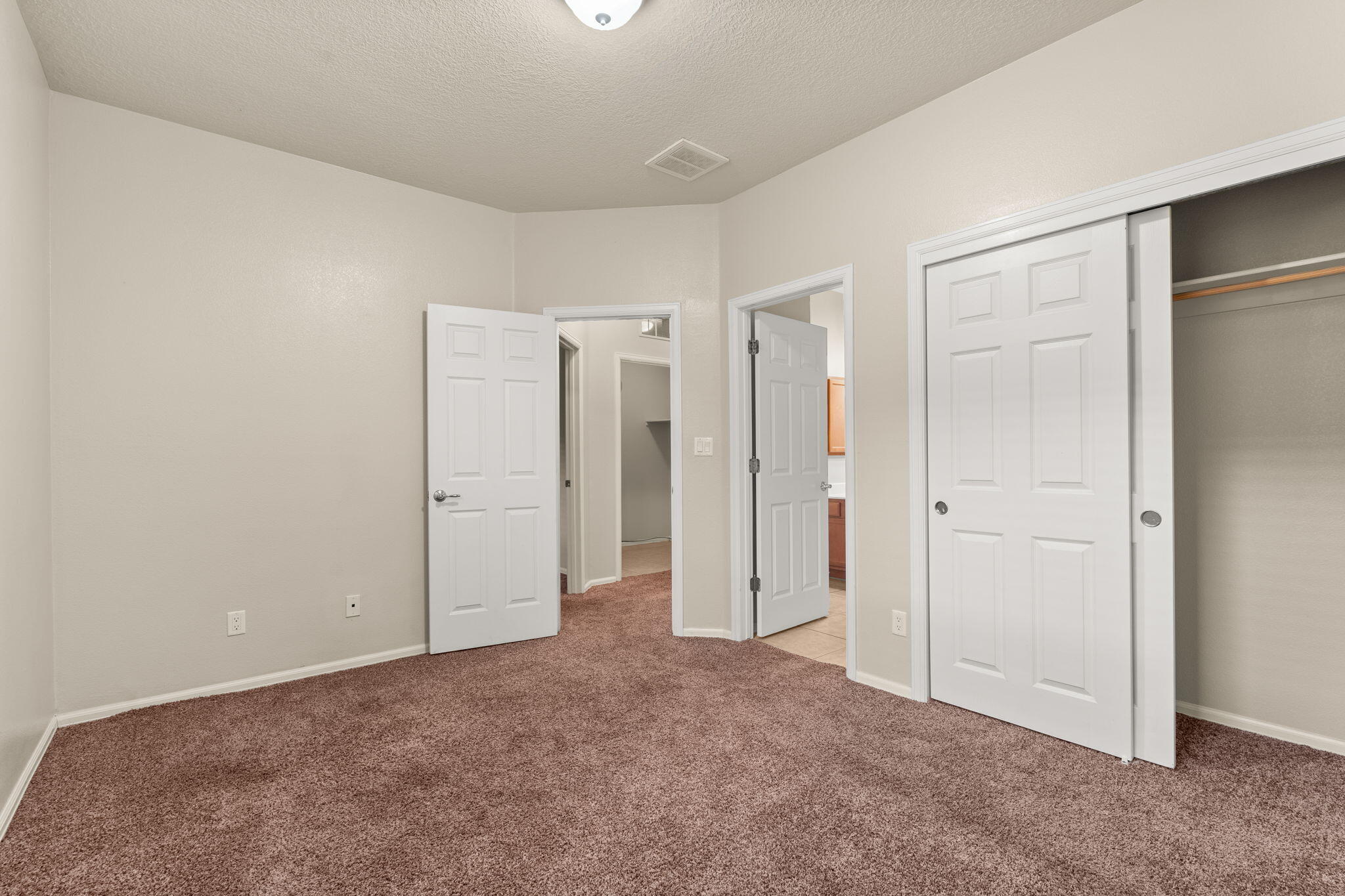 3517 TIERRA ABIERTA Place NE