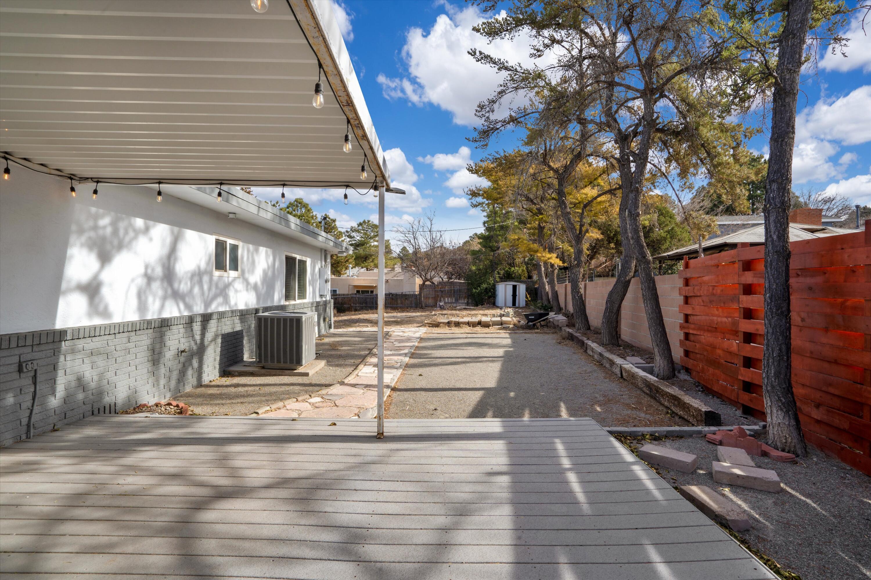 700 STAGECOACH Road SE