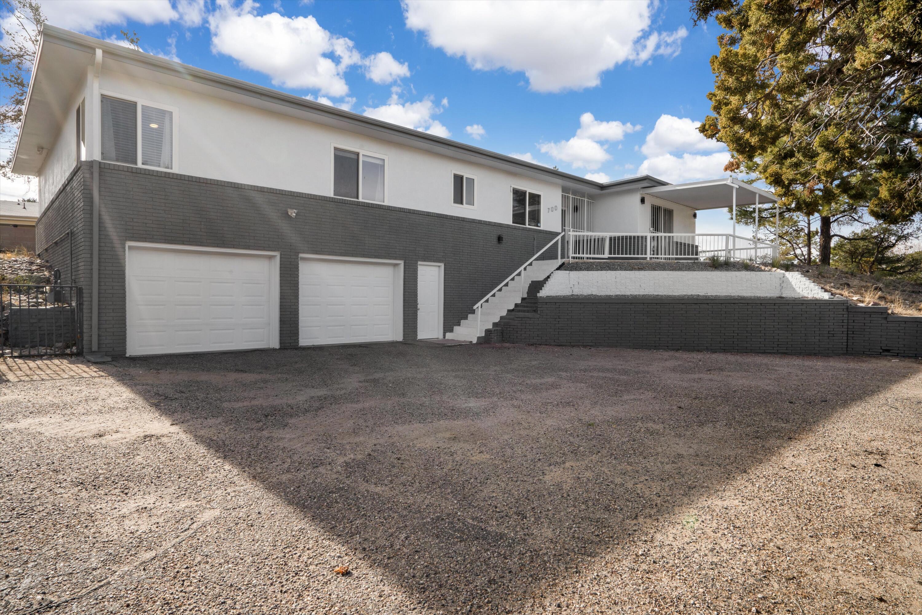 700 STAGECOACH Road SE