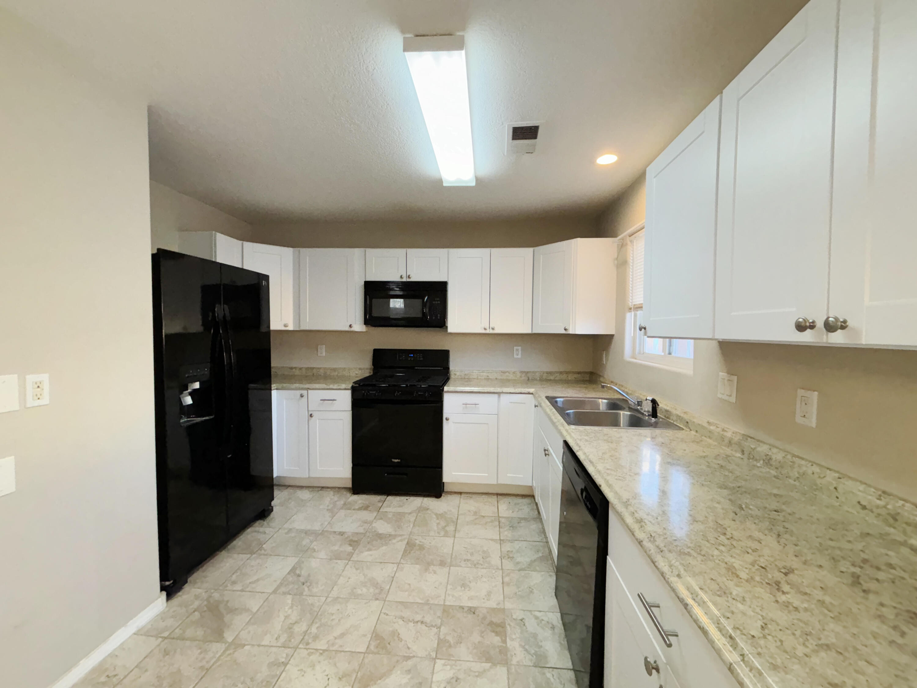 5405 VIERRA Avenue SW