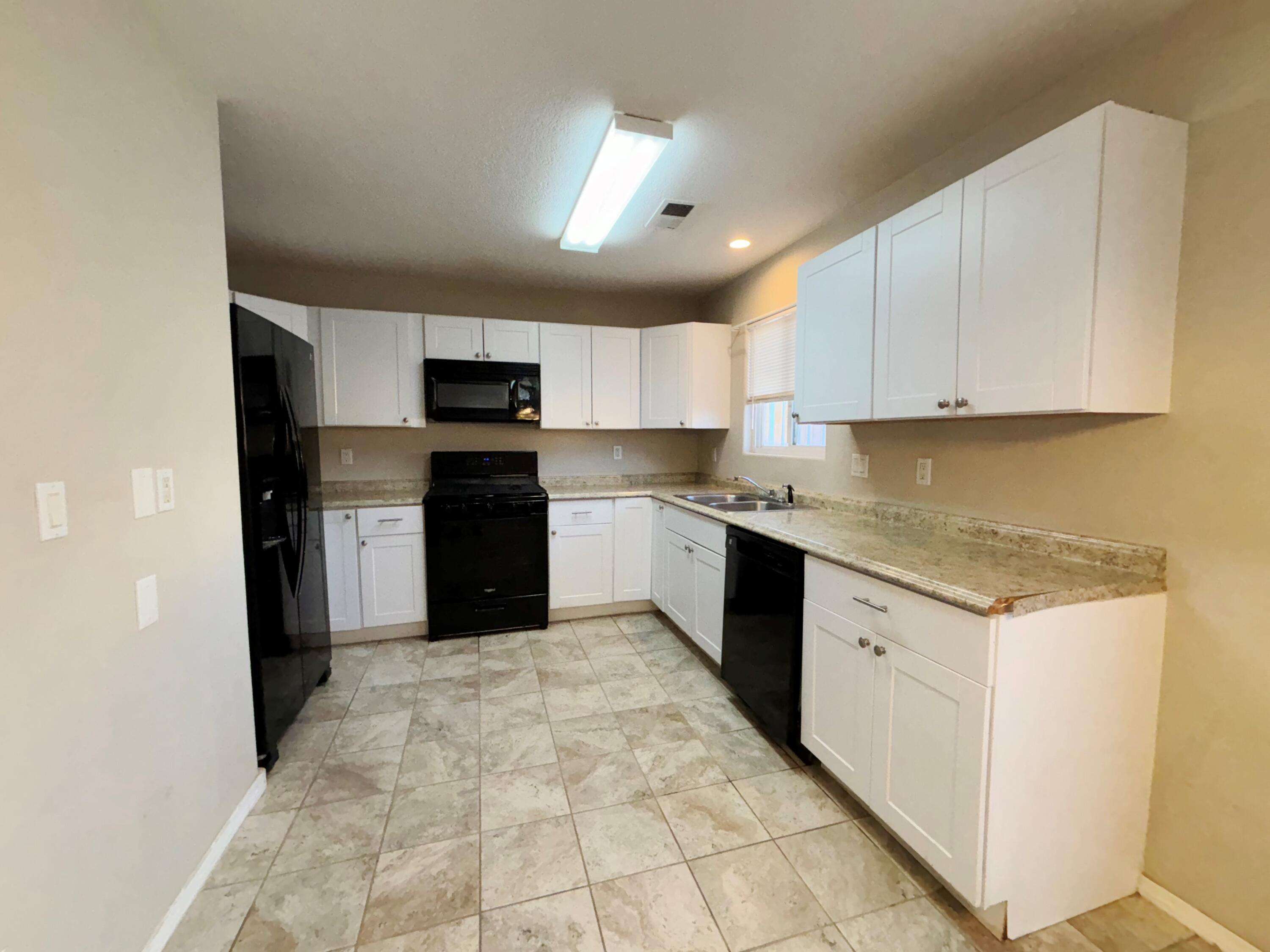 5405 VIERRA Avenue SW