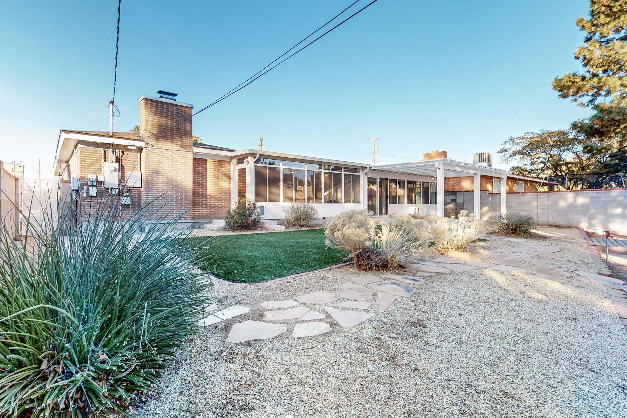 7600 MORROW Avenue NE