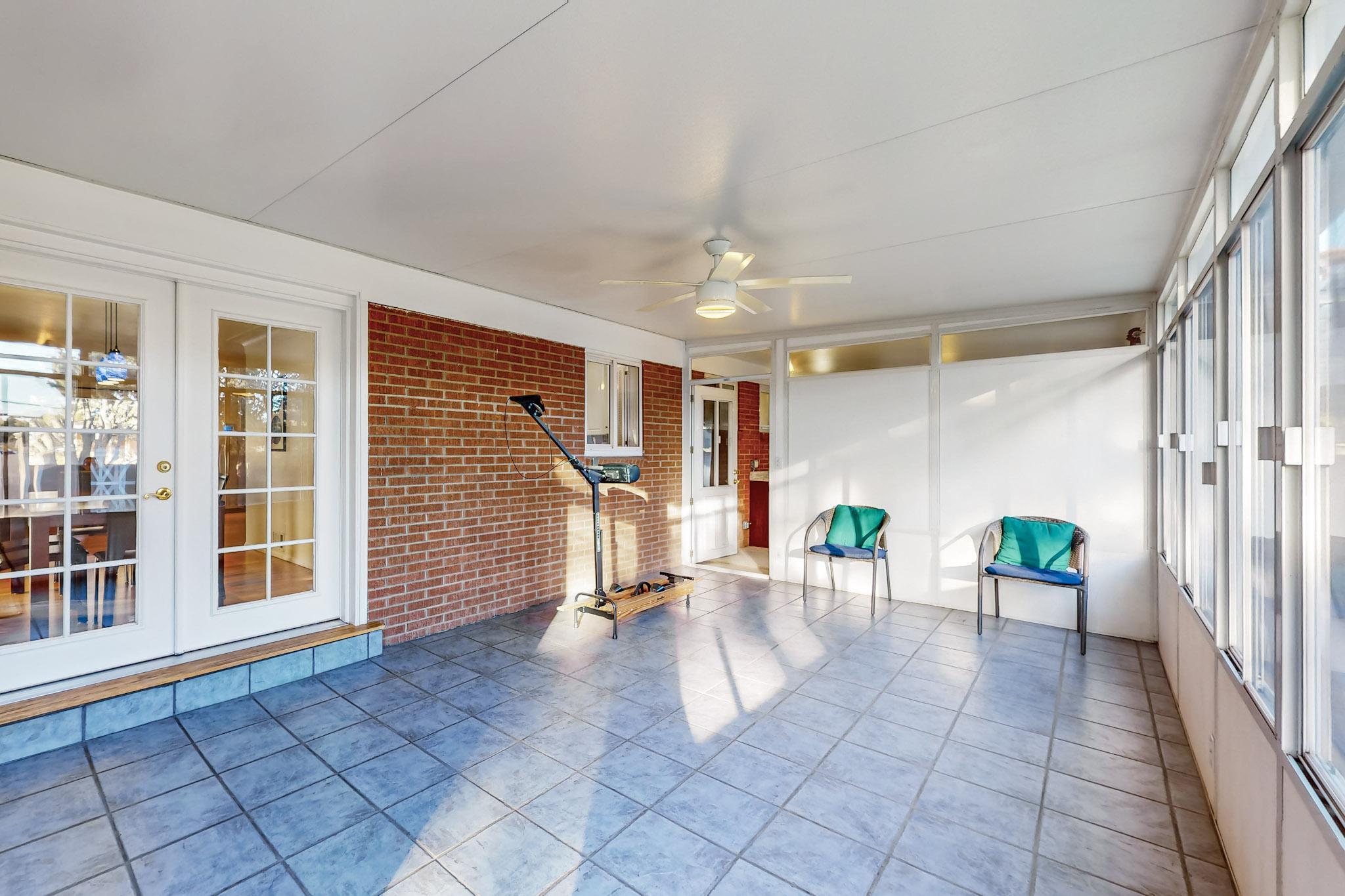 7600 MORROW Avenue NE