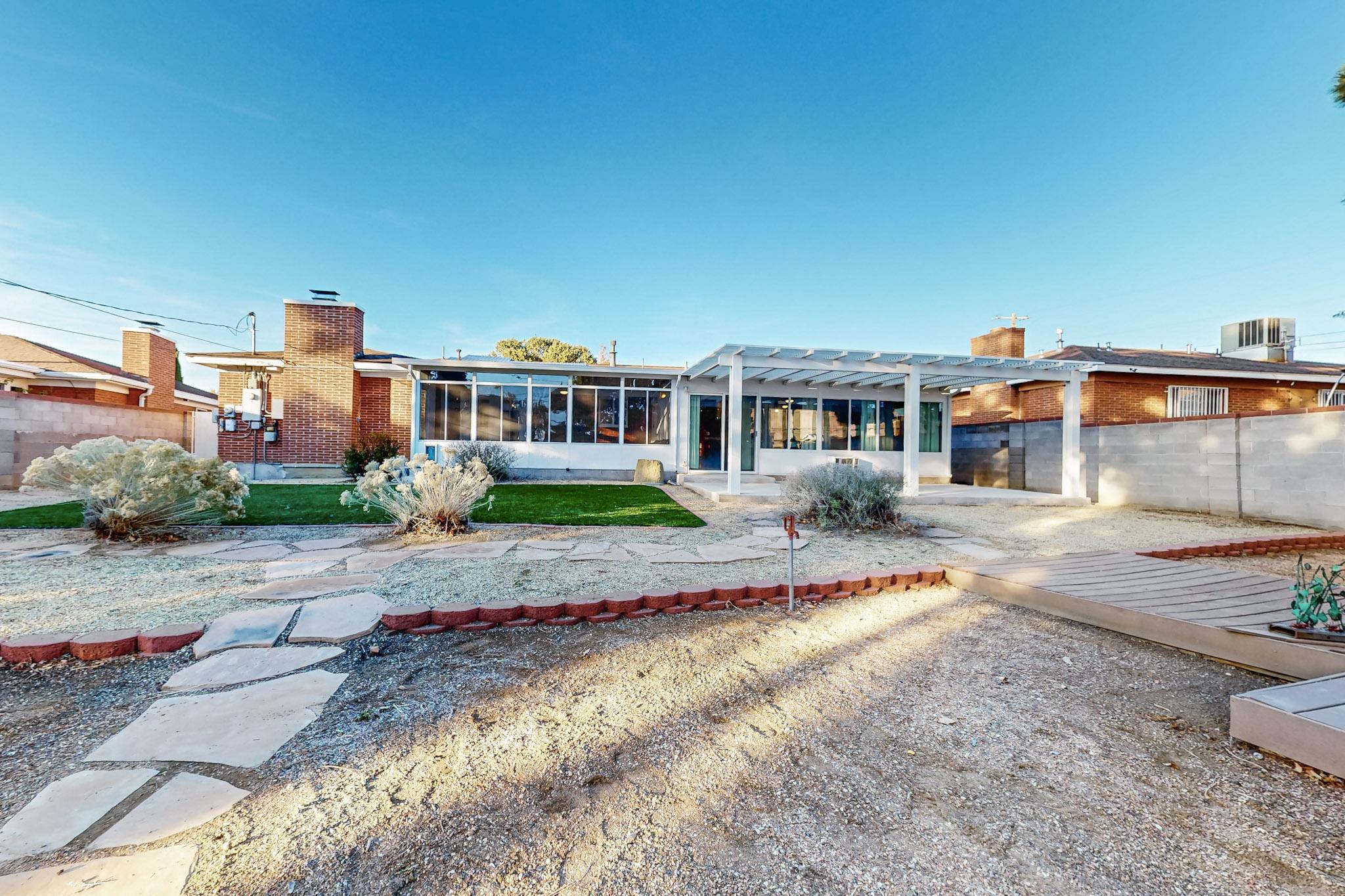 7600 MORROW Avenue NE