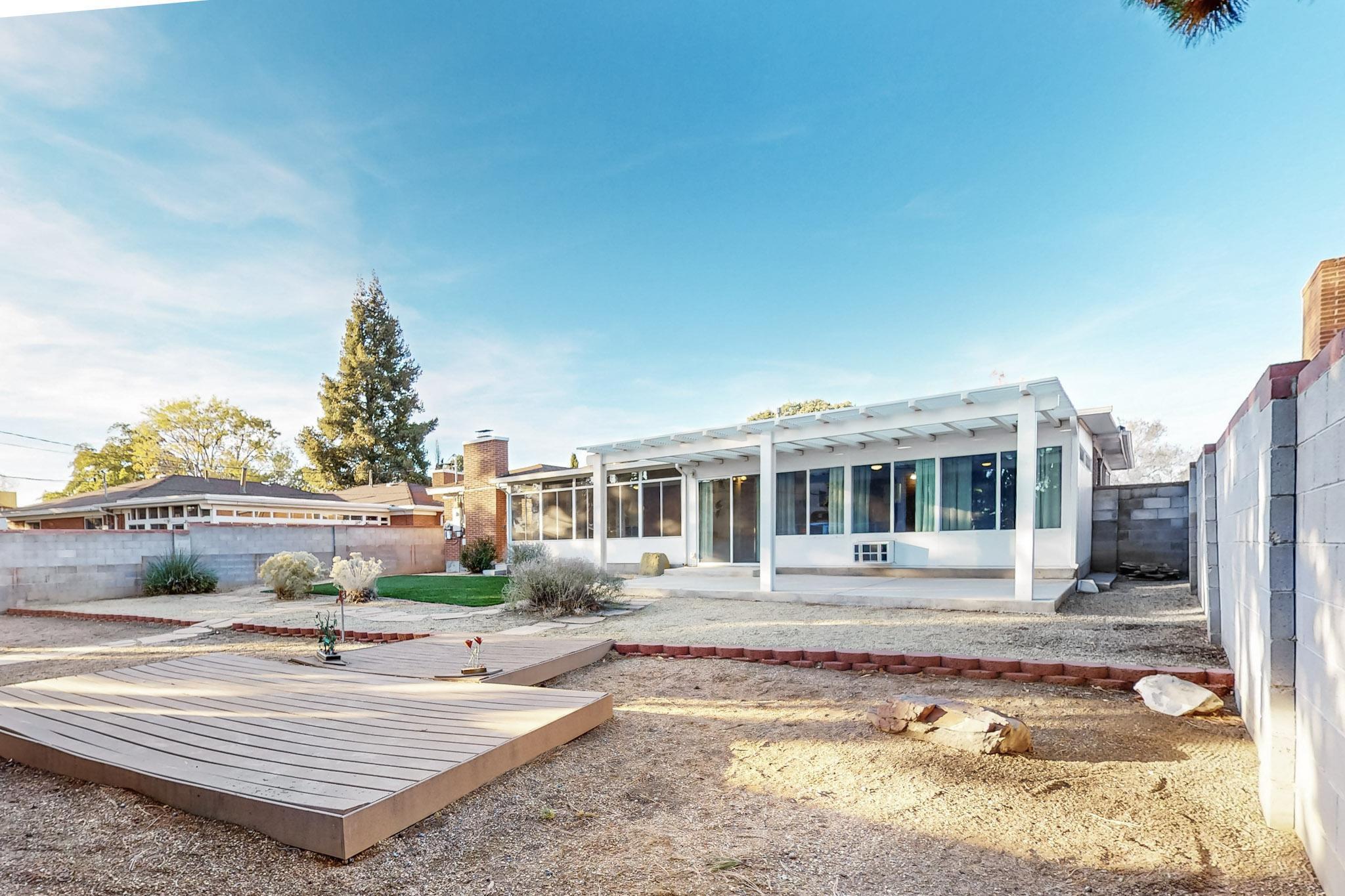 7600 MORROW Avenue NE