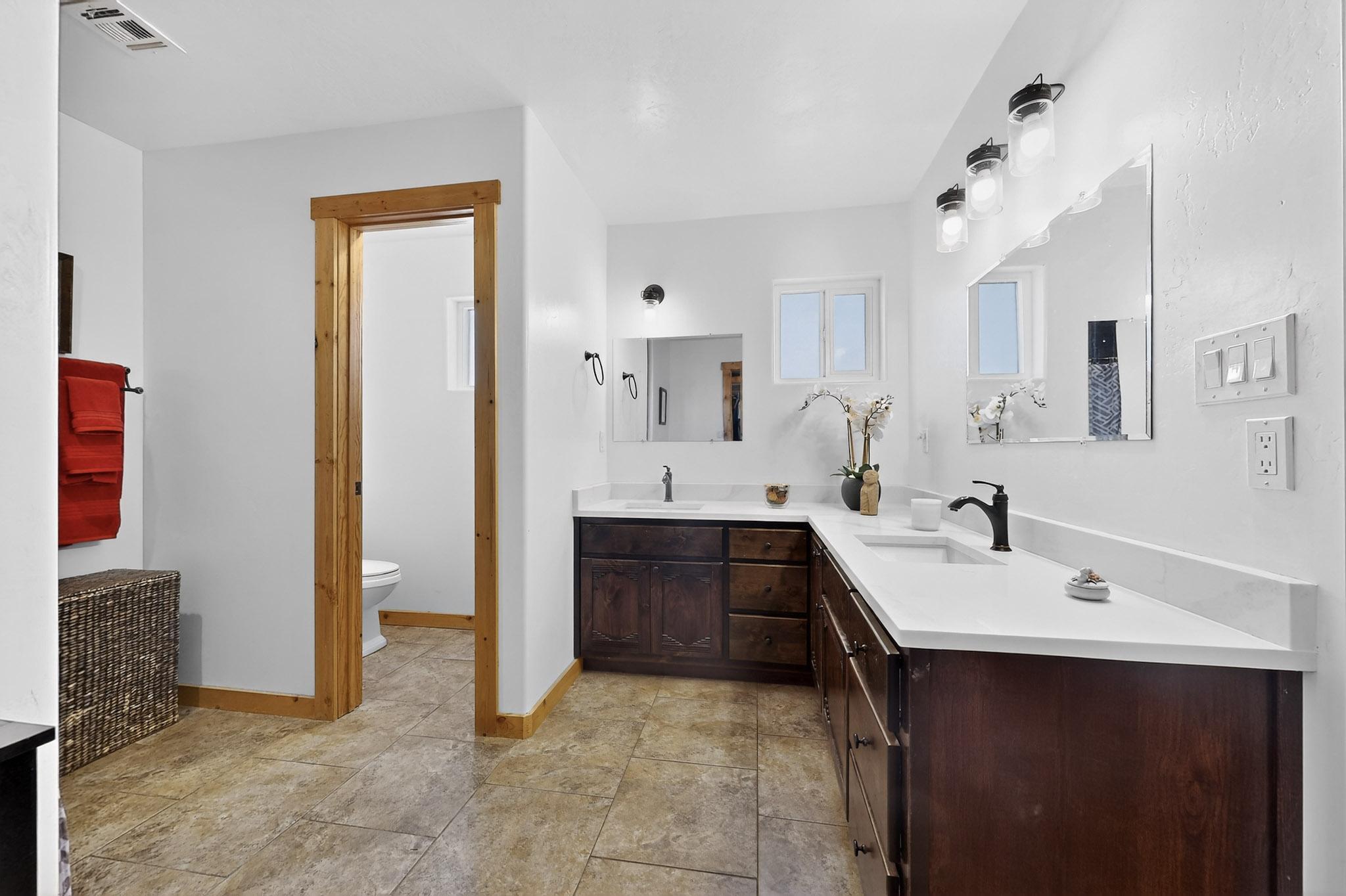 20 ORONA Road