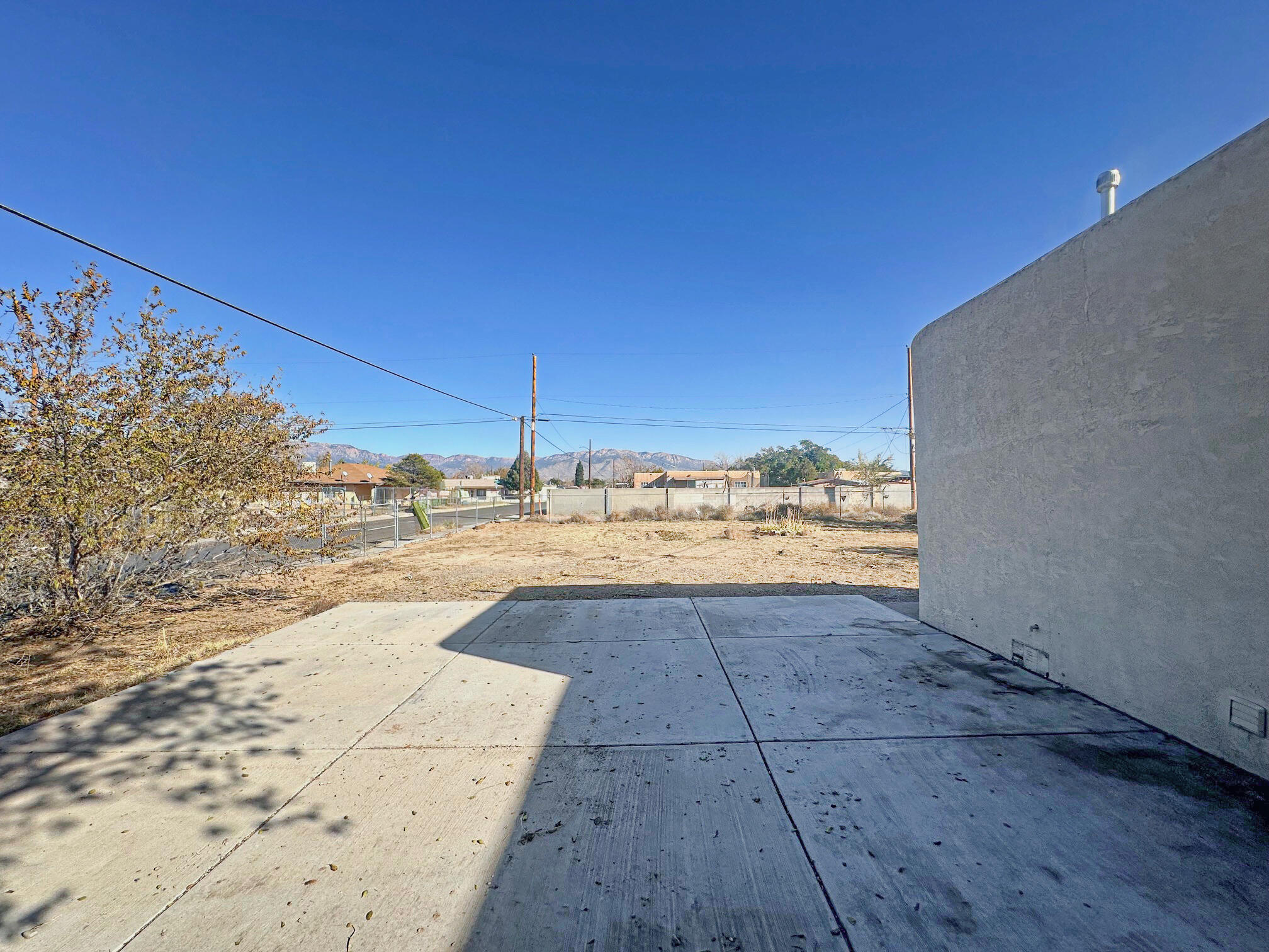 2646 GRACELAND Drive NE
