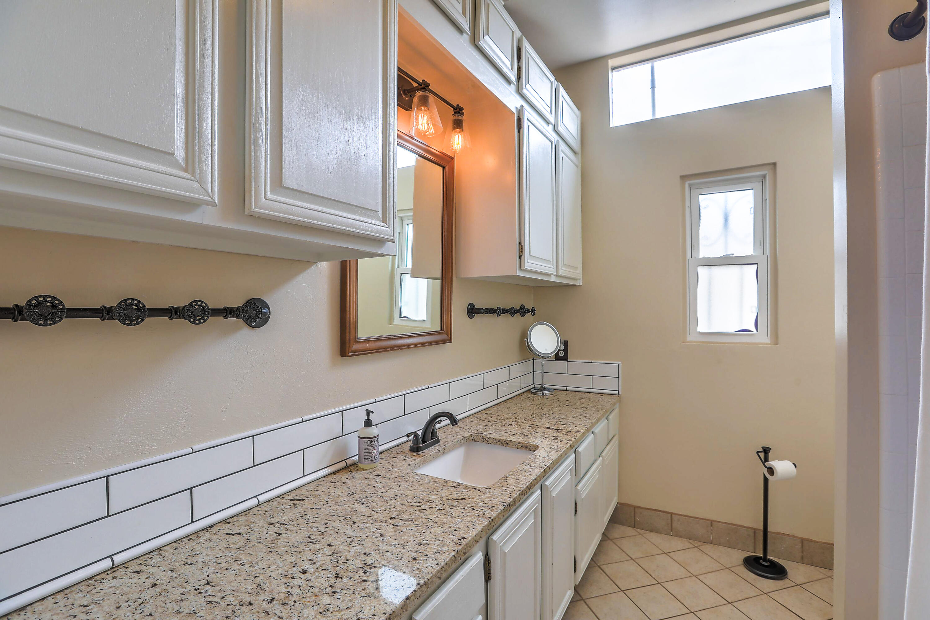 1307 CLAIRE Court NW