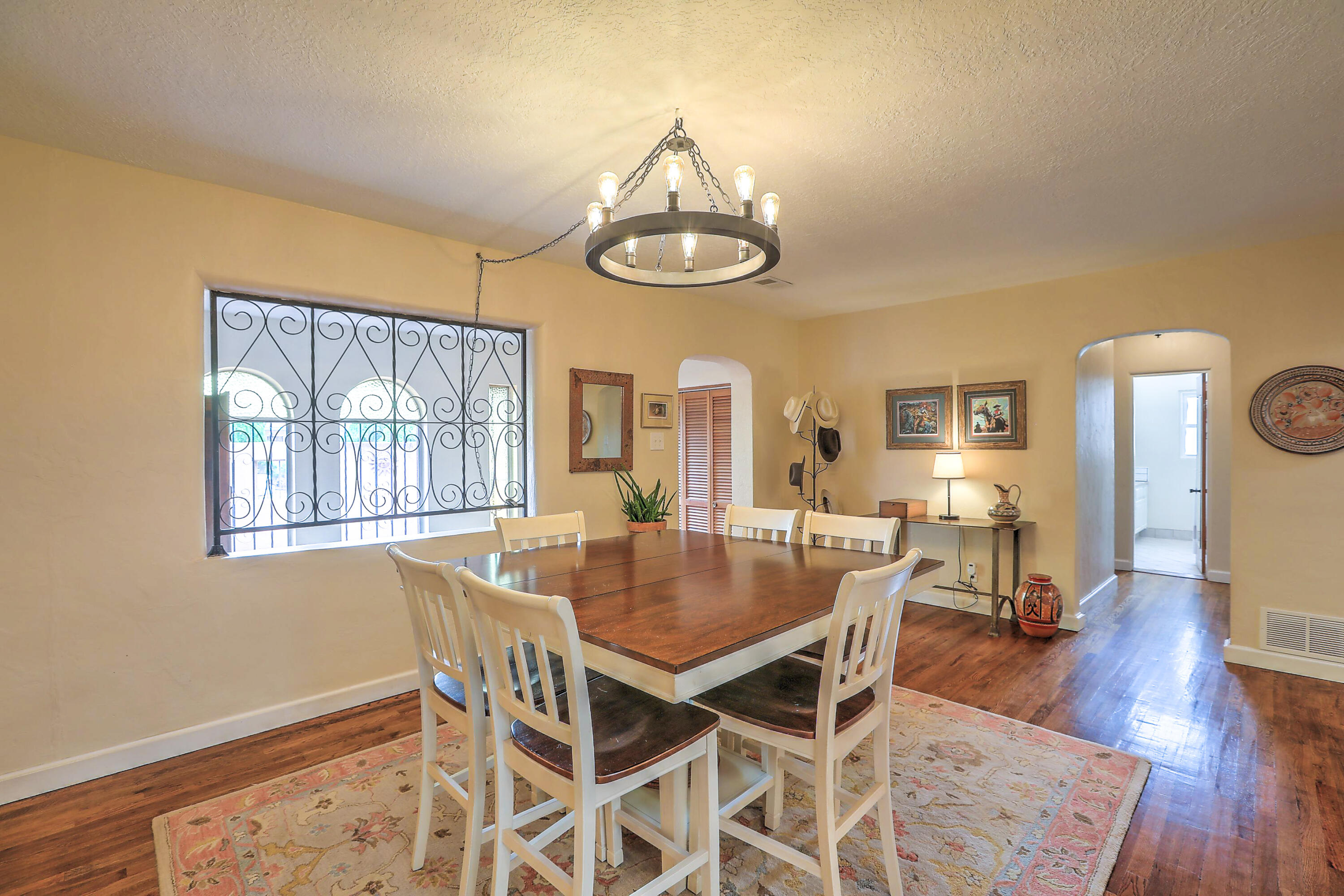 1307 CLAIRE Court NW