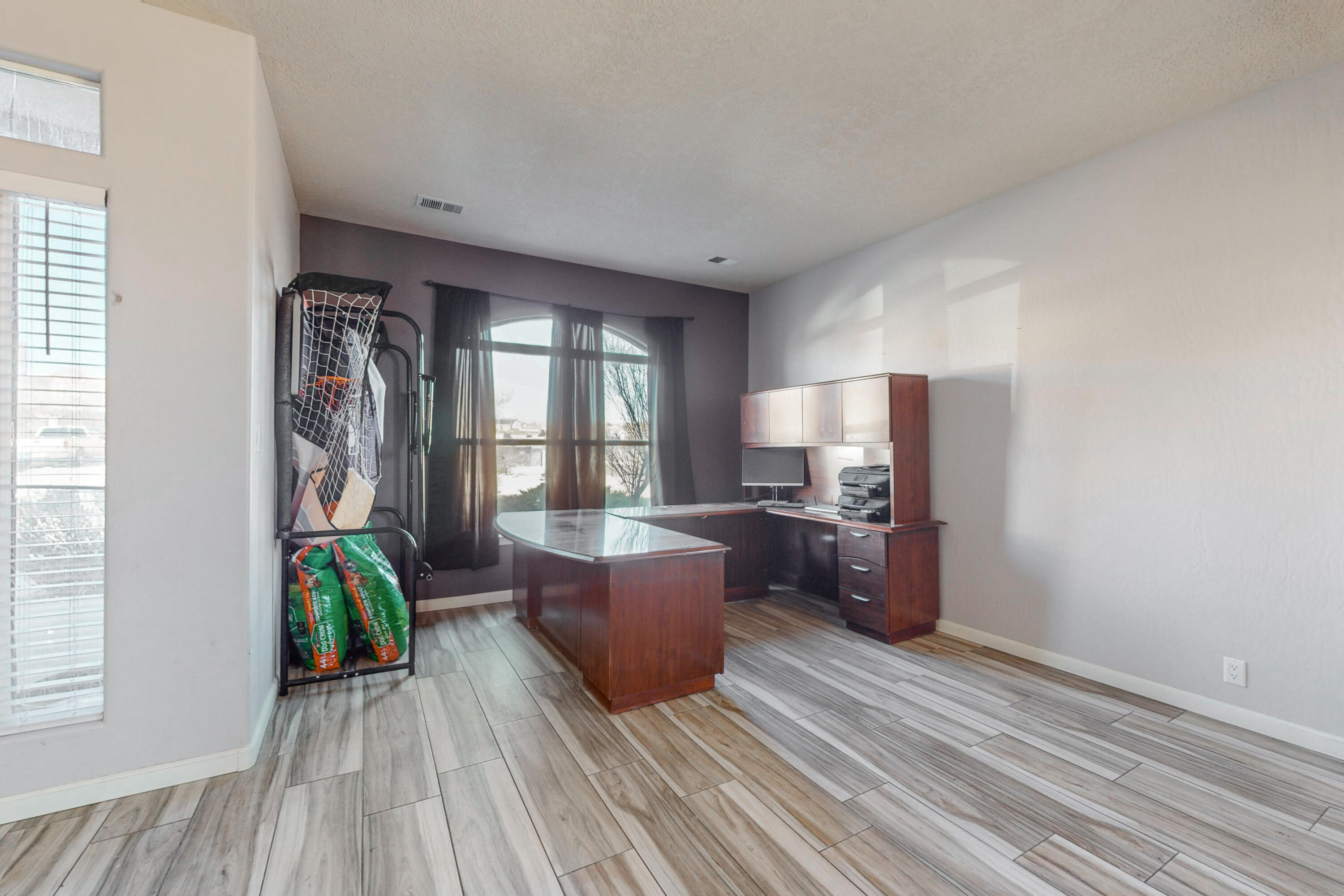 6101 CIELO GRANDE Drive NE