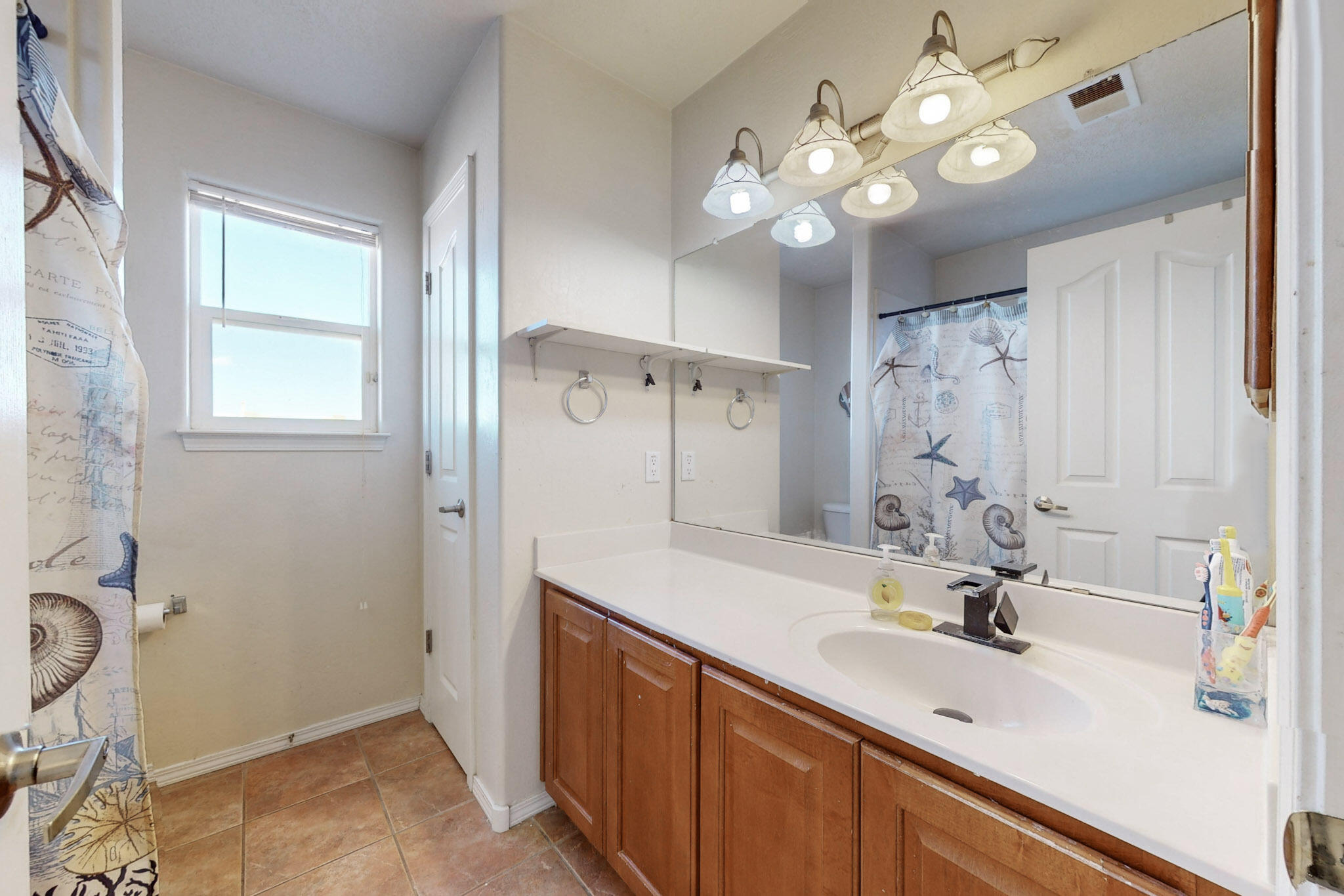 6101 CIELO GRANDE Drive NE