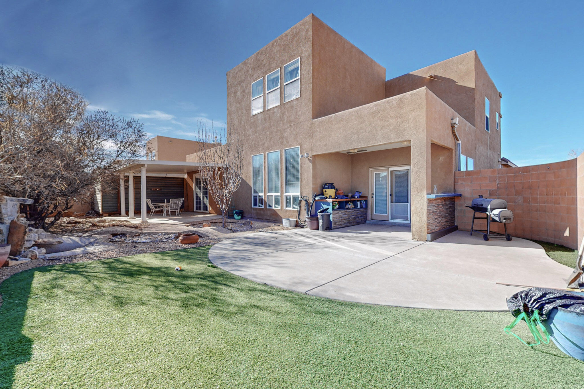 6101 CIELO GRANDE Drive NE