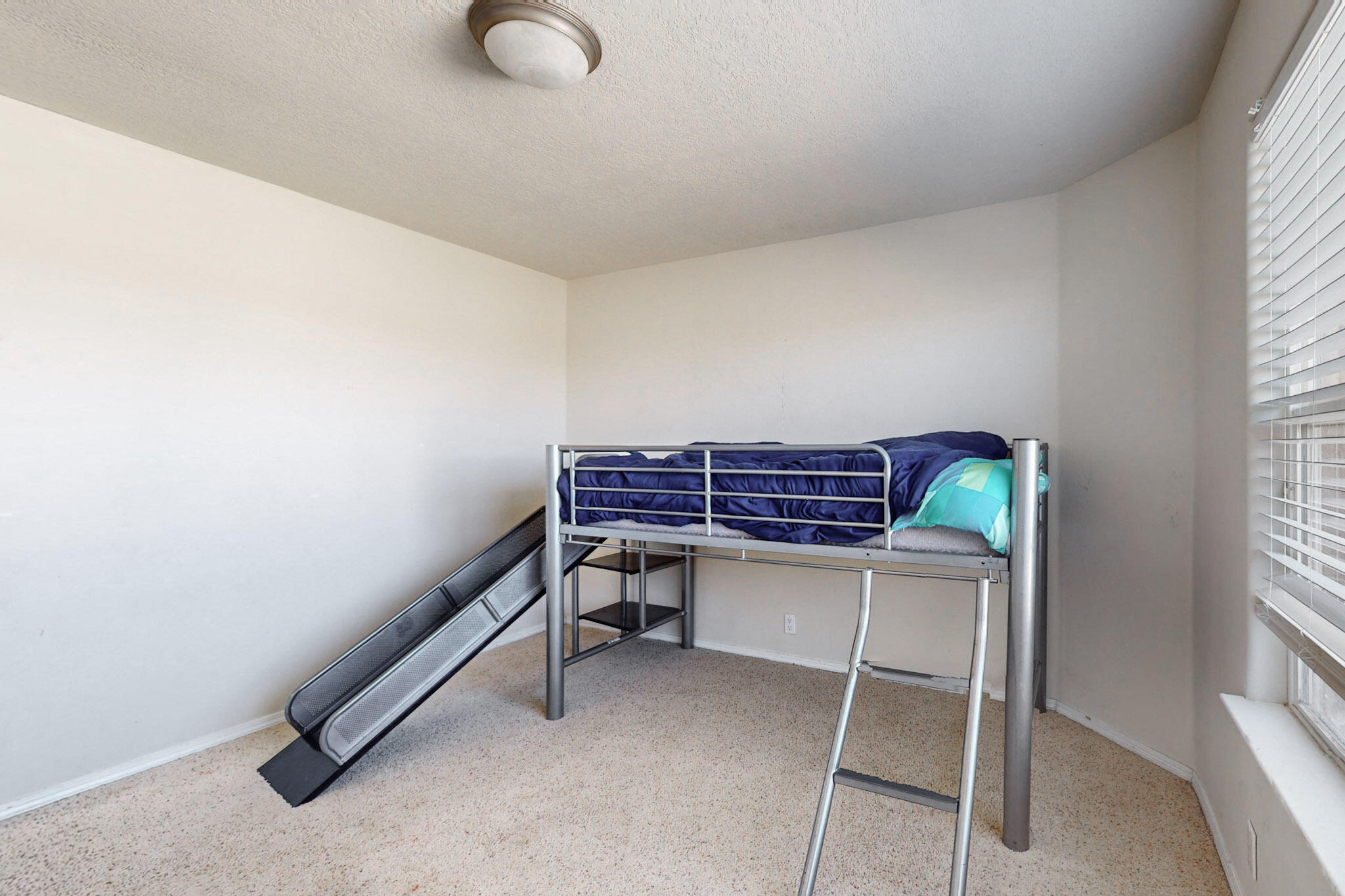 6101 CIELO GRANDE Drive NE
