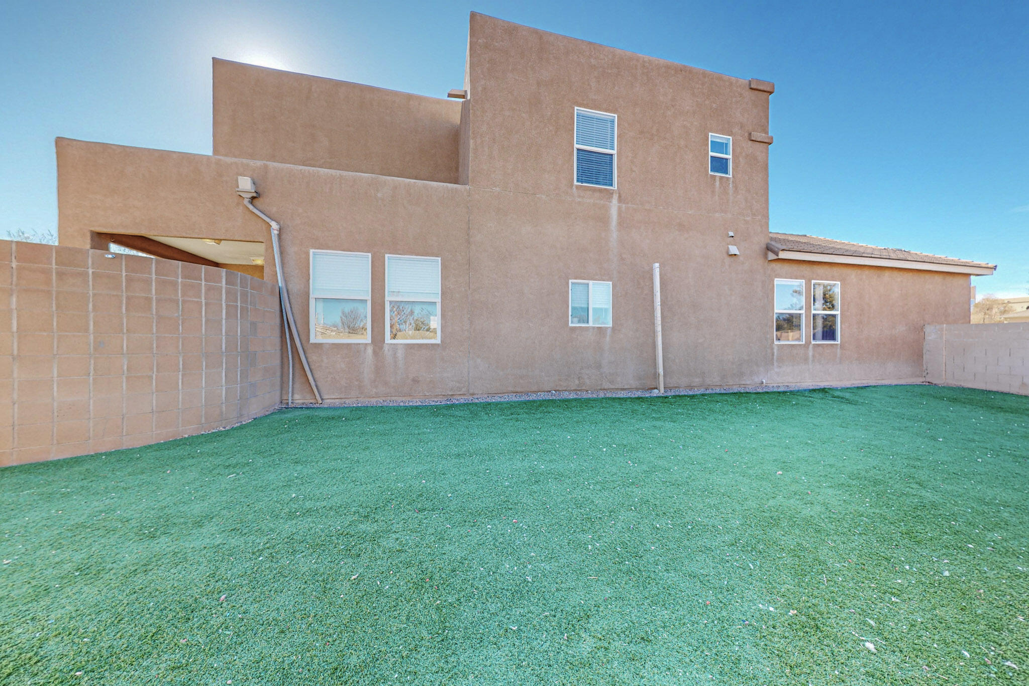 6101 CIELO GRANDE Drive NE