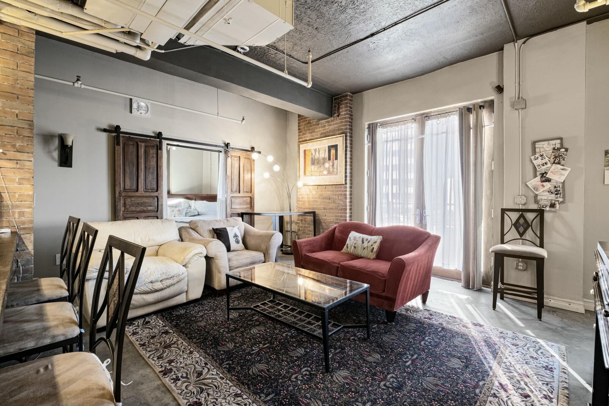 219 CENTRAL Avenue NW 609