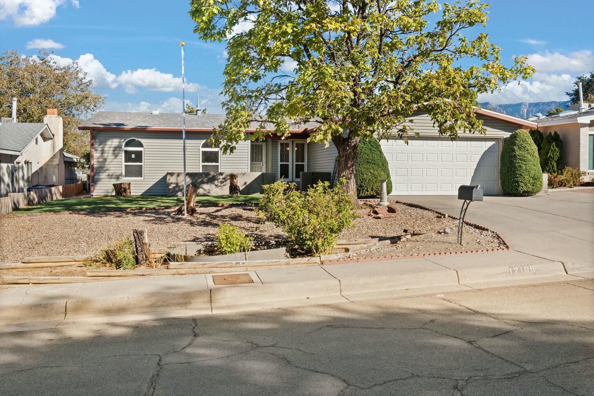 12105 WOODLAND Avenue NE