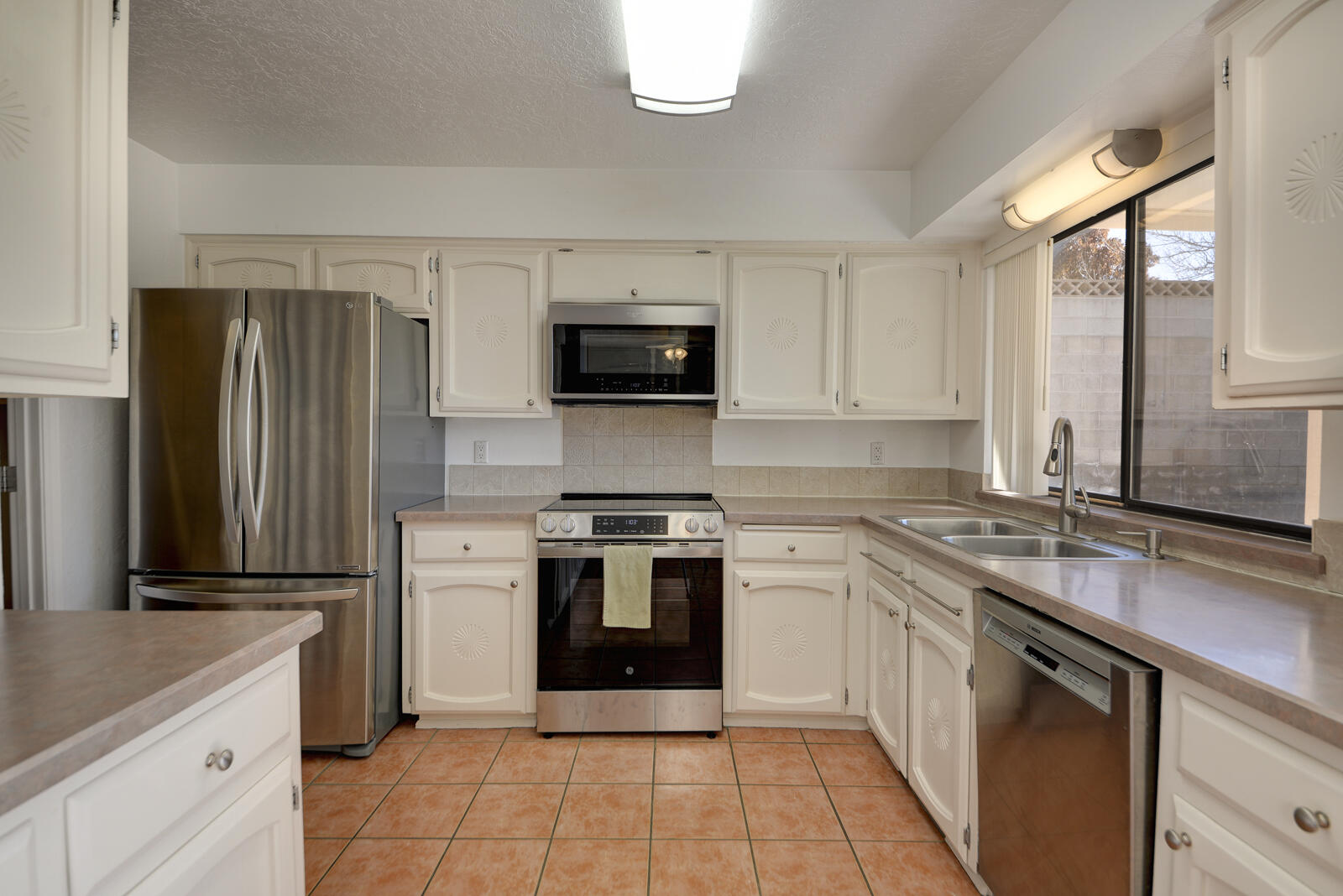 13006 Blue Corn Maiden Trail NE