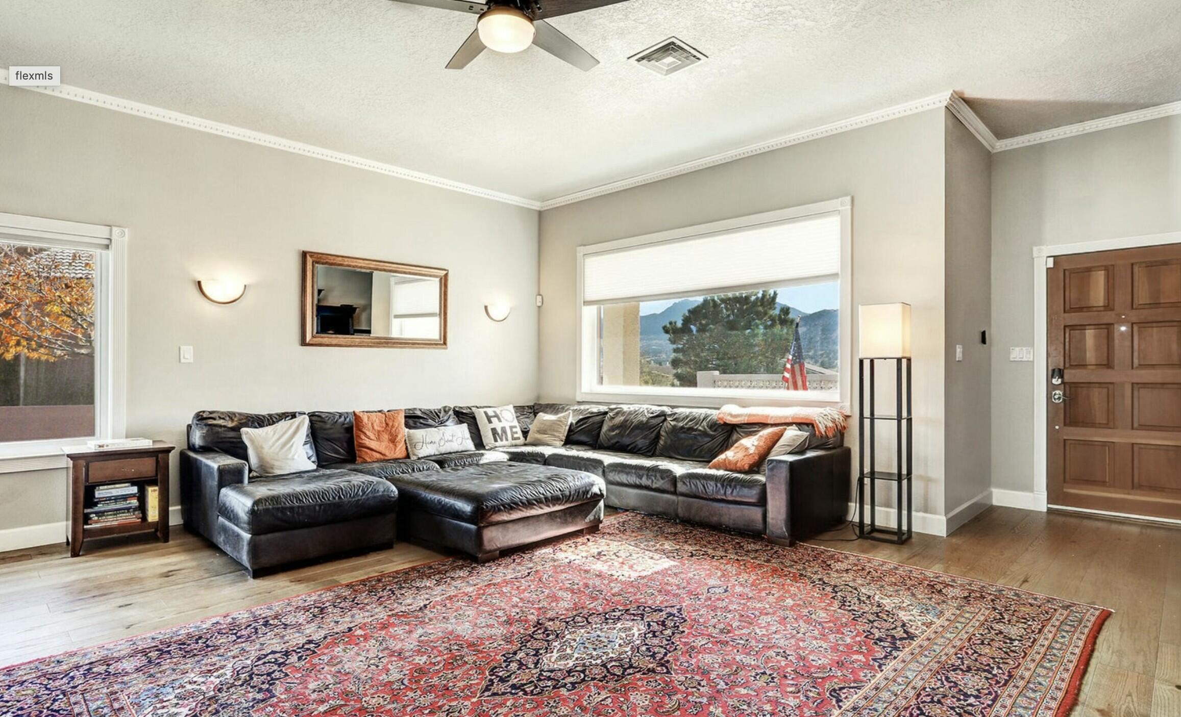 13705 POINSETTIA Court SE