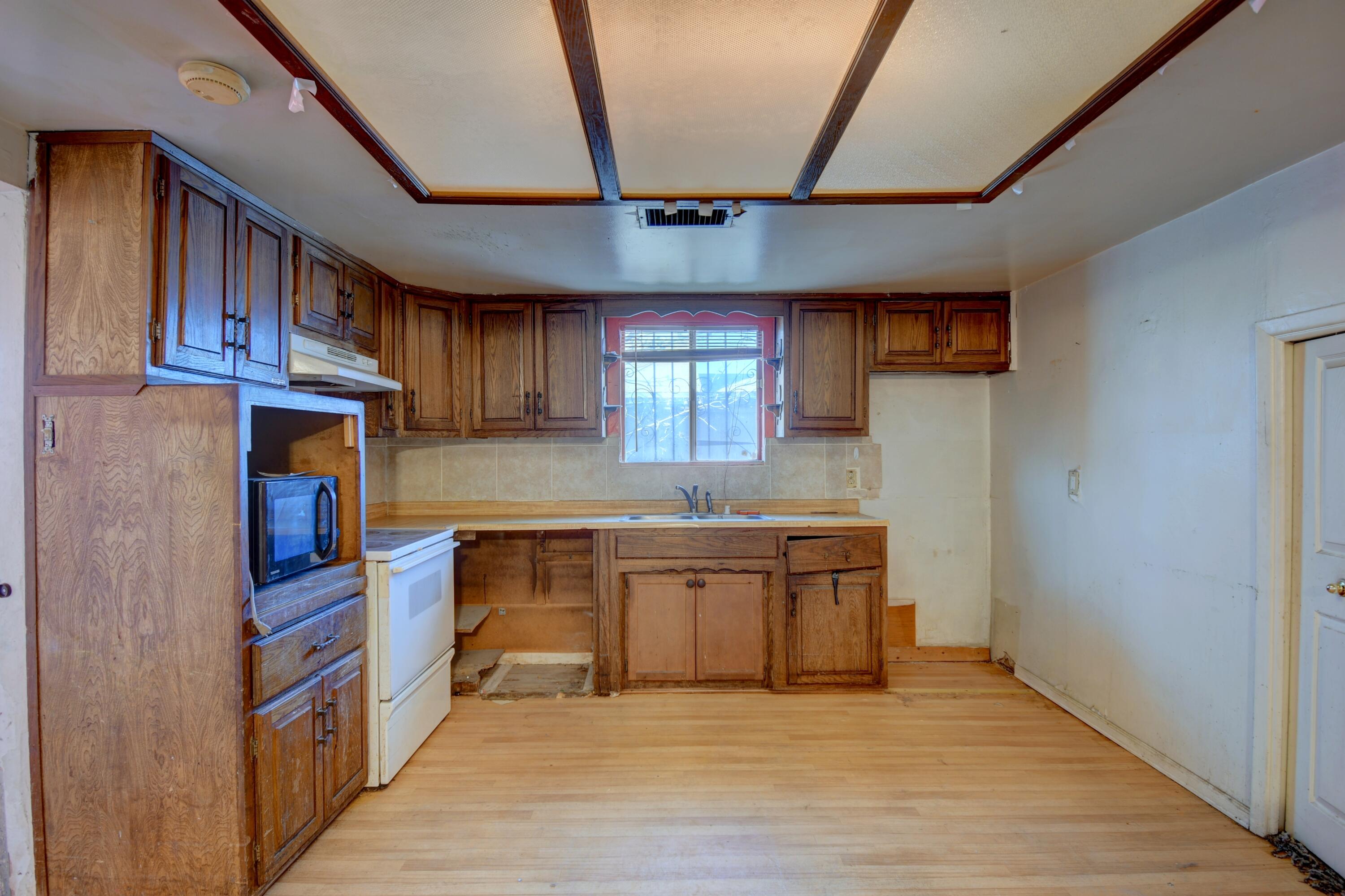 709 SANTA FE Avenue SE