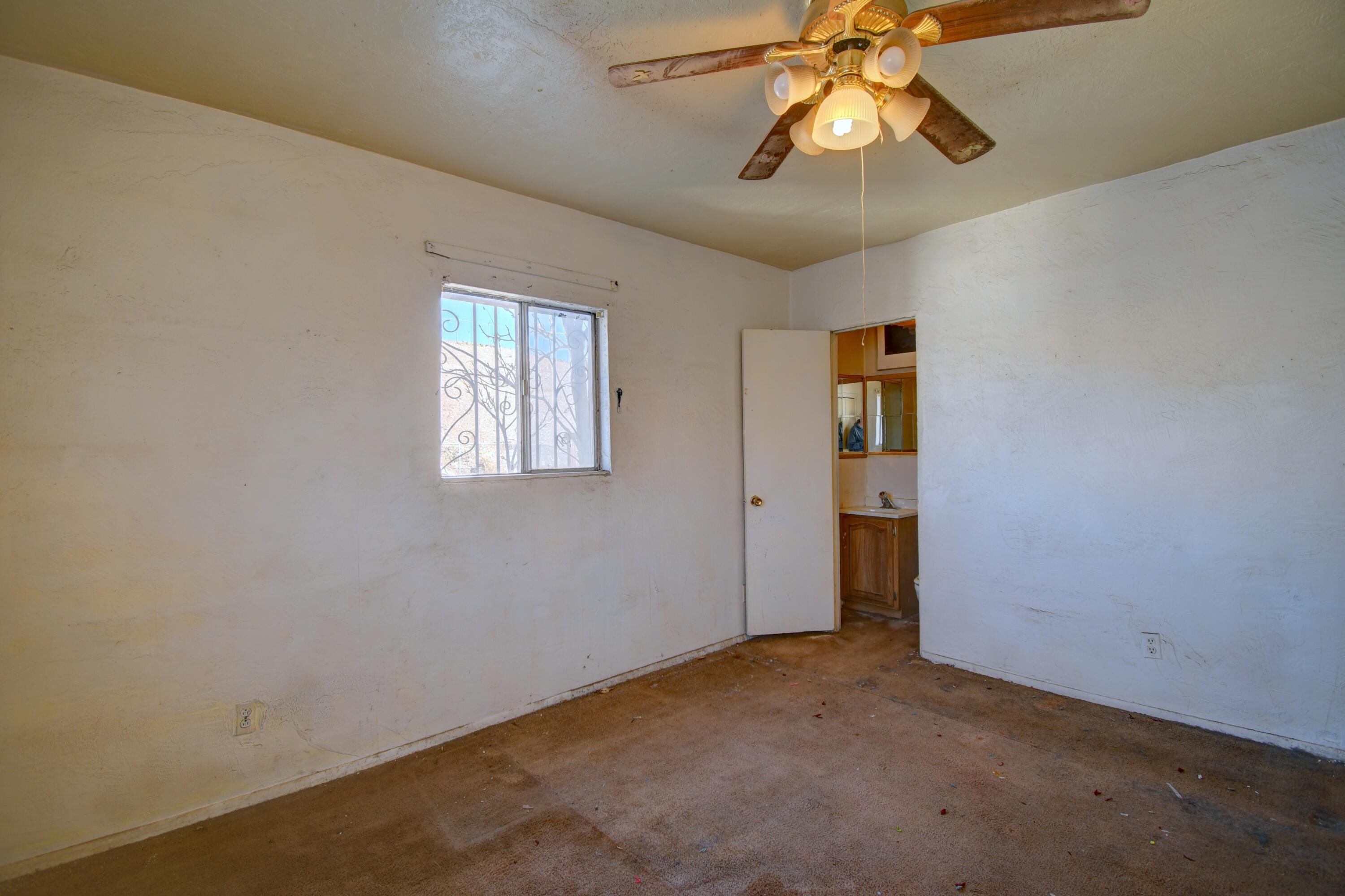 709 SANTA FE Avenue SE