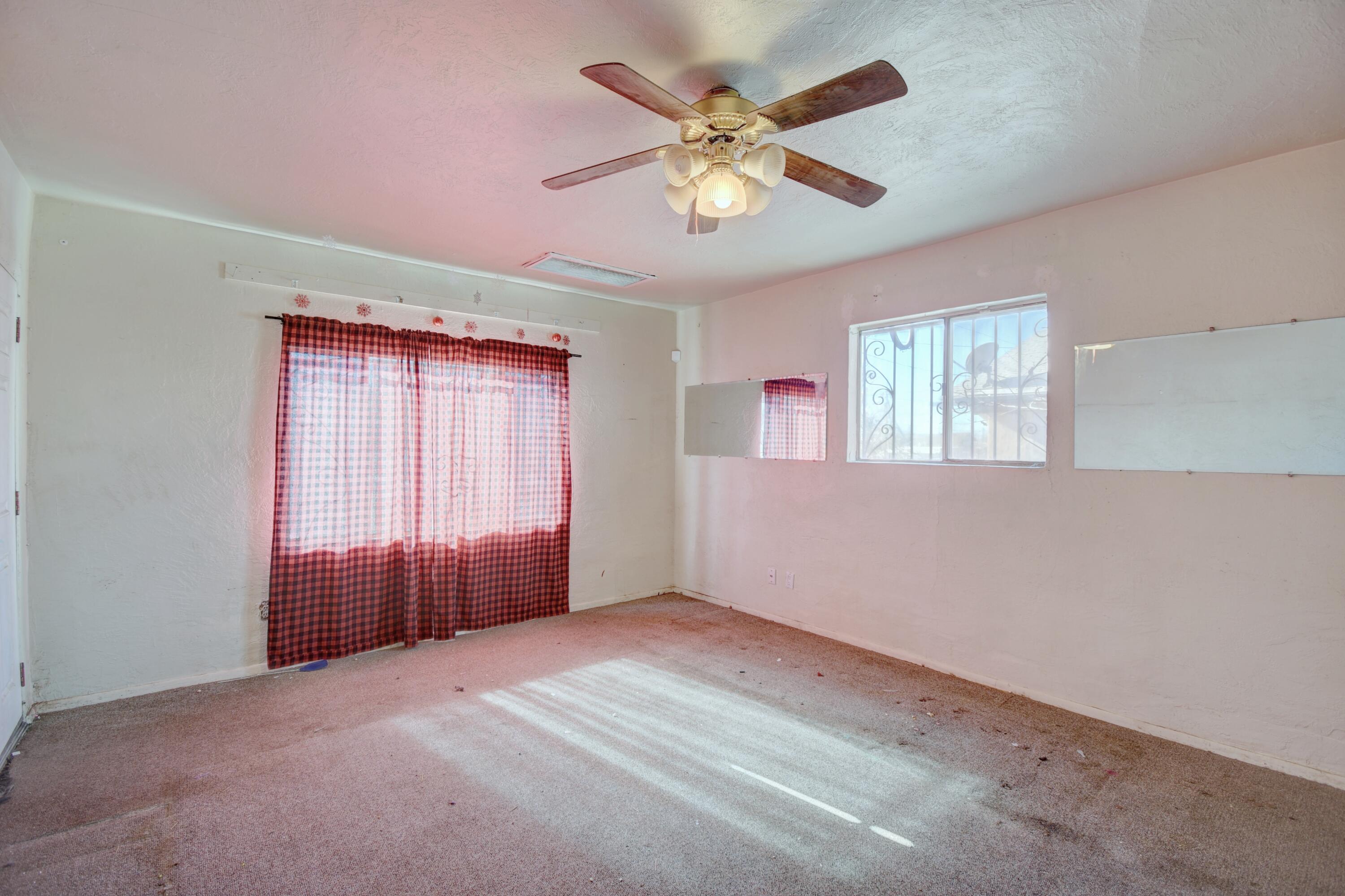 709 SANTA FE Avenue SE